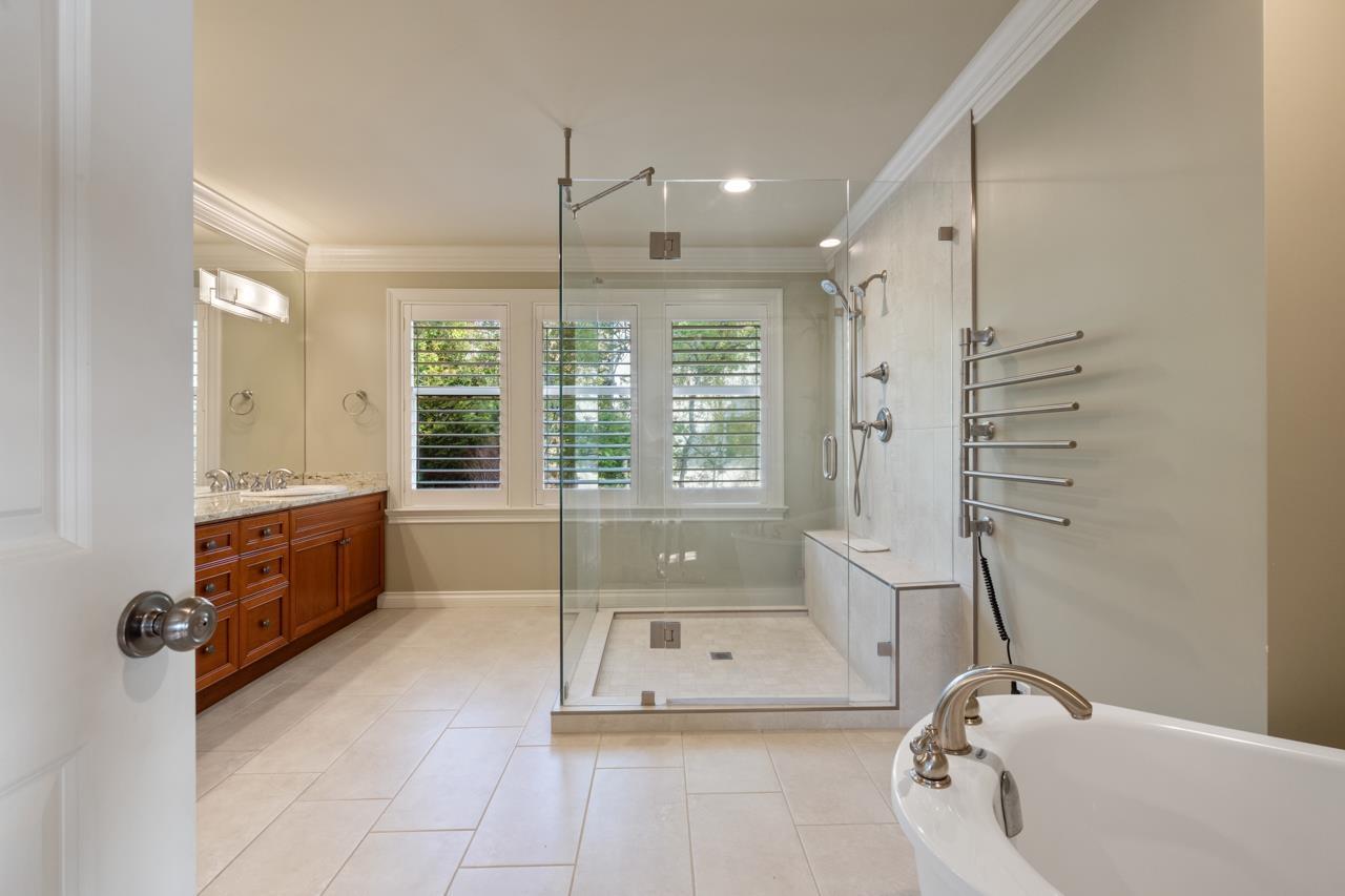 14213 Marine Drive, White Rock, British Columbia  V4B 1A9 - Photo 27 - R3032275