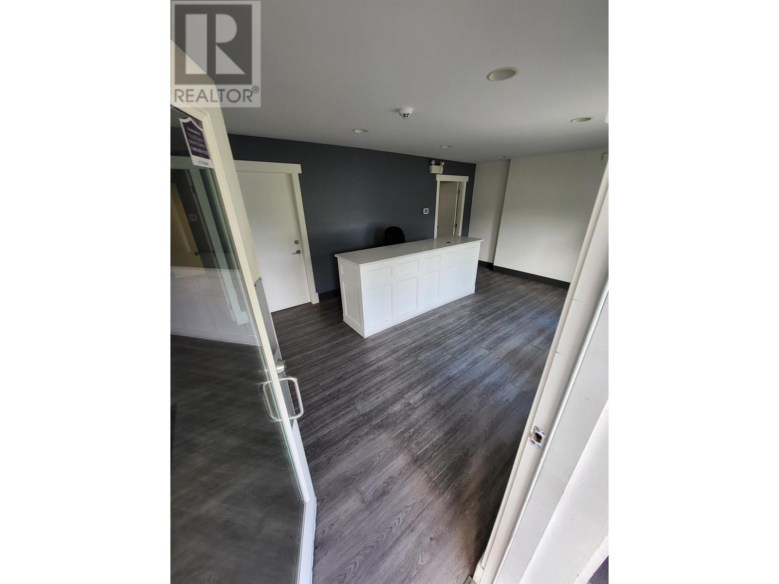 5762 Cowrie Street, Sechelt, British Columbia  V7Z 0K1 - Photo 3 - C8071146