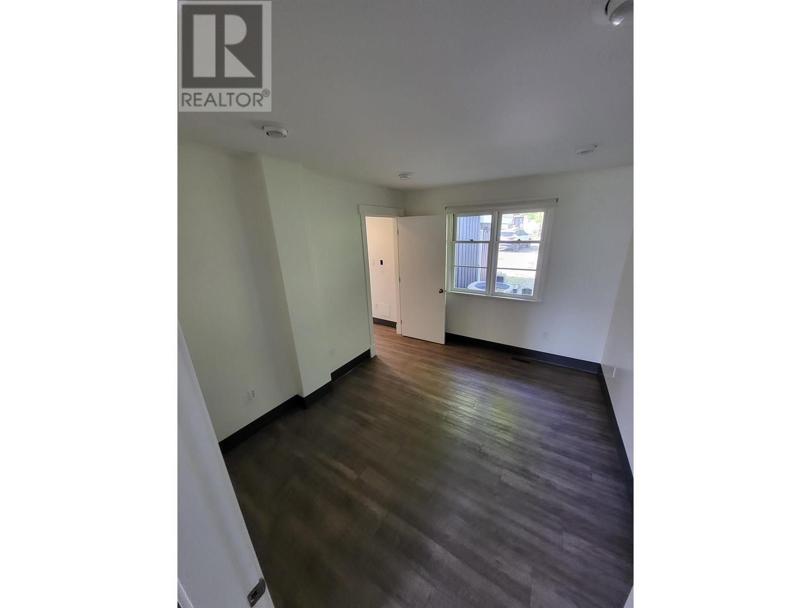 5762 Cowrie Street, Sechelt, British Columbia  V7Z 0K1 - Photo 8 - C8071146