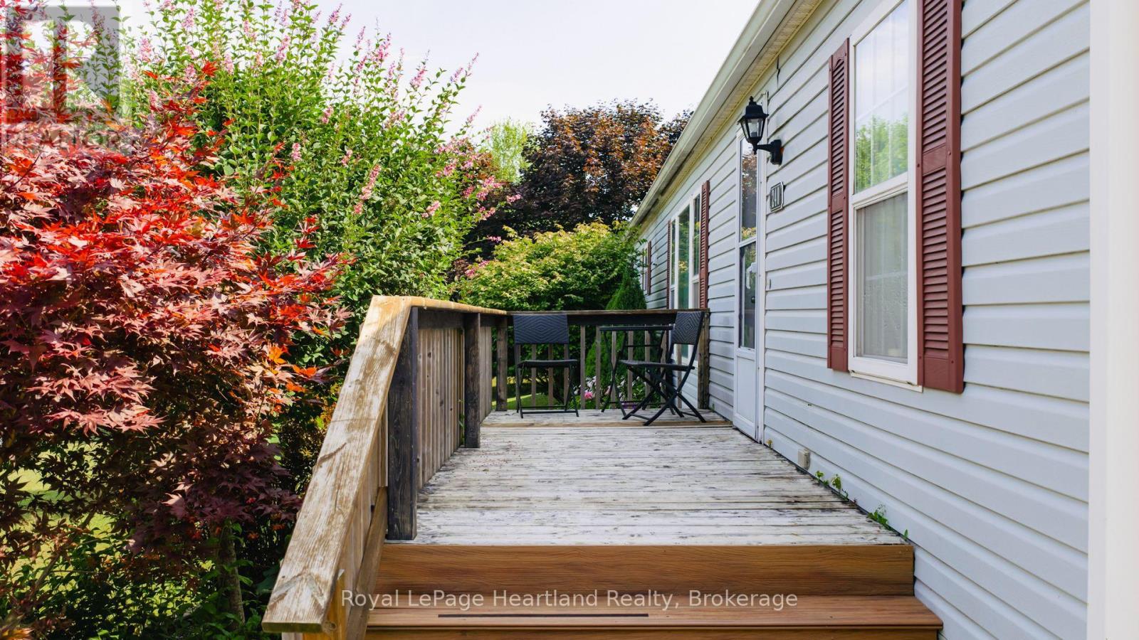 240 Hickory Lane, Perth East, Ontario  N5A 6S6 - Photo 13 - X12316144