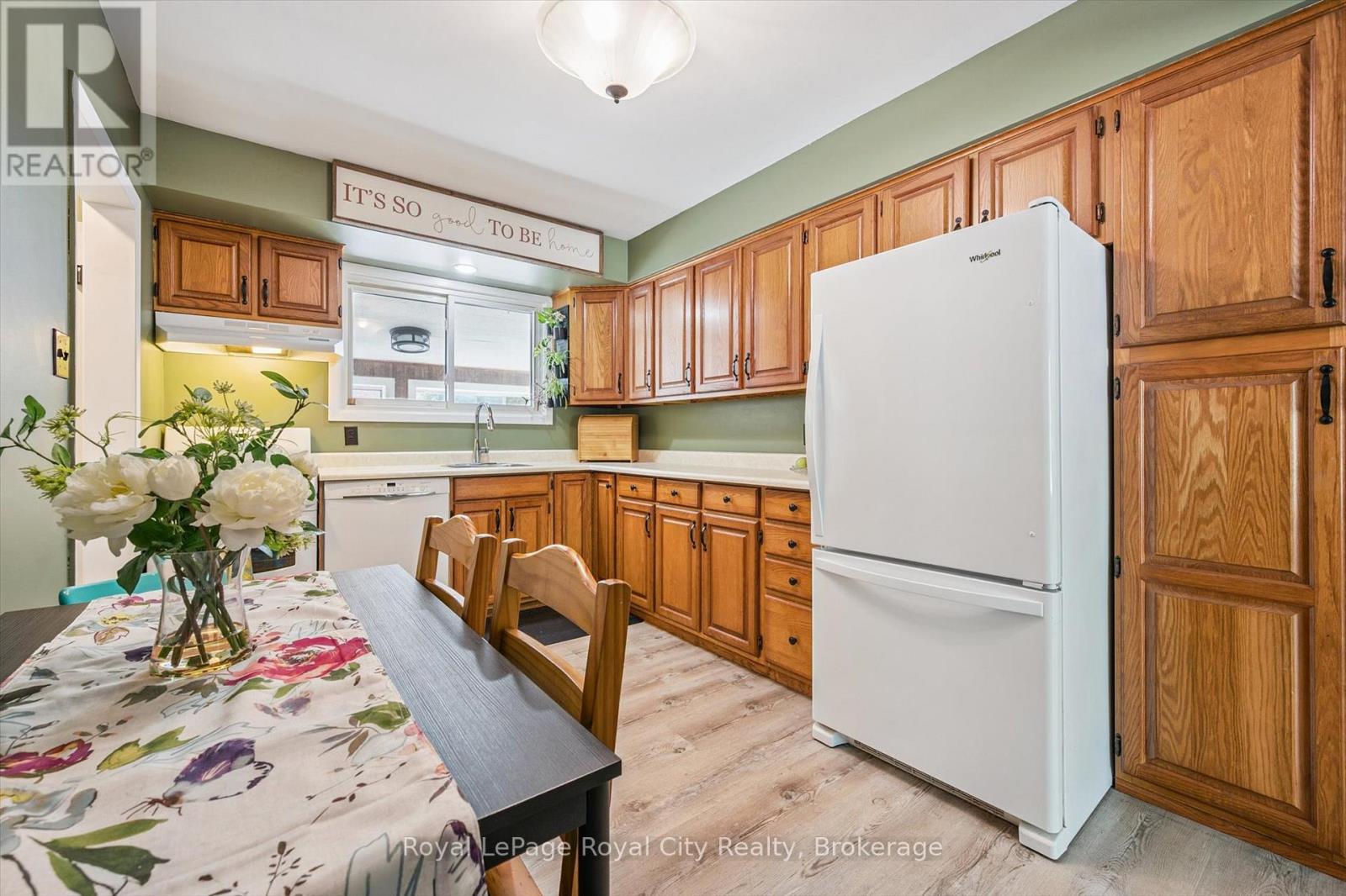 24 Julia Drive, Guelph, Ontario  N1H 5W1 - Photo 11 - X12316157