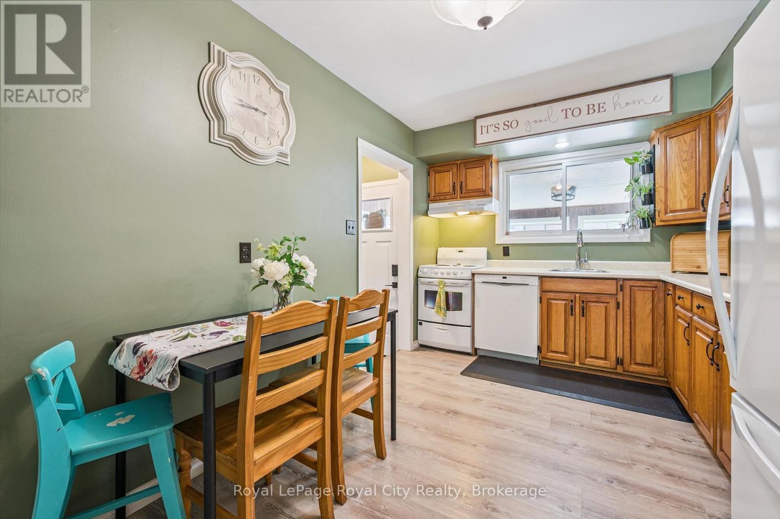 24 Julia Drive, Guelph, Ontario  N1H 5W1 - Photo 12 - X12316157
