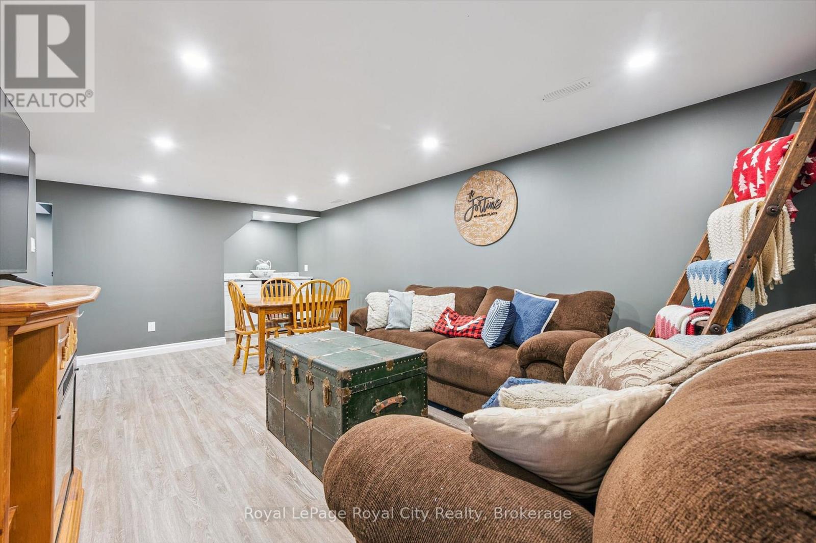 24 Julia Drive, Guelph, Ontario  N1H 5W1 - Photo 28 - X12316157