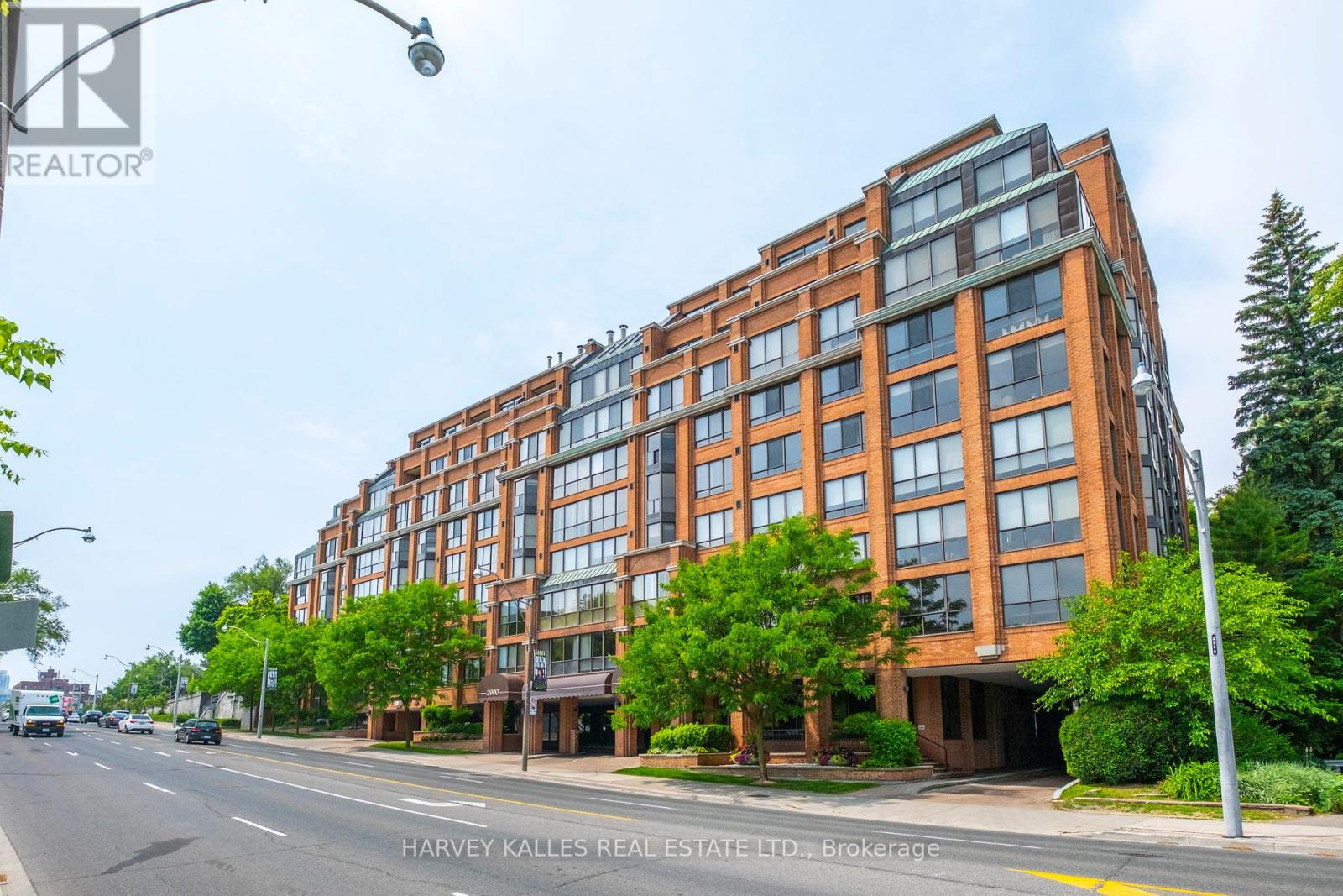 Property at 702 - 2900 YONGE STREET image 1