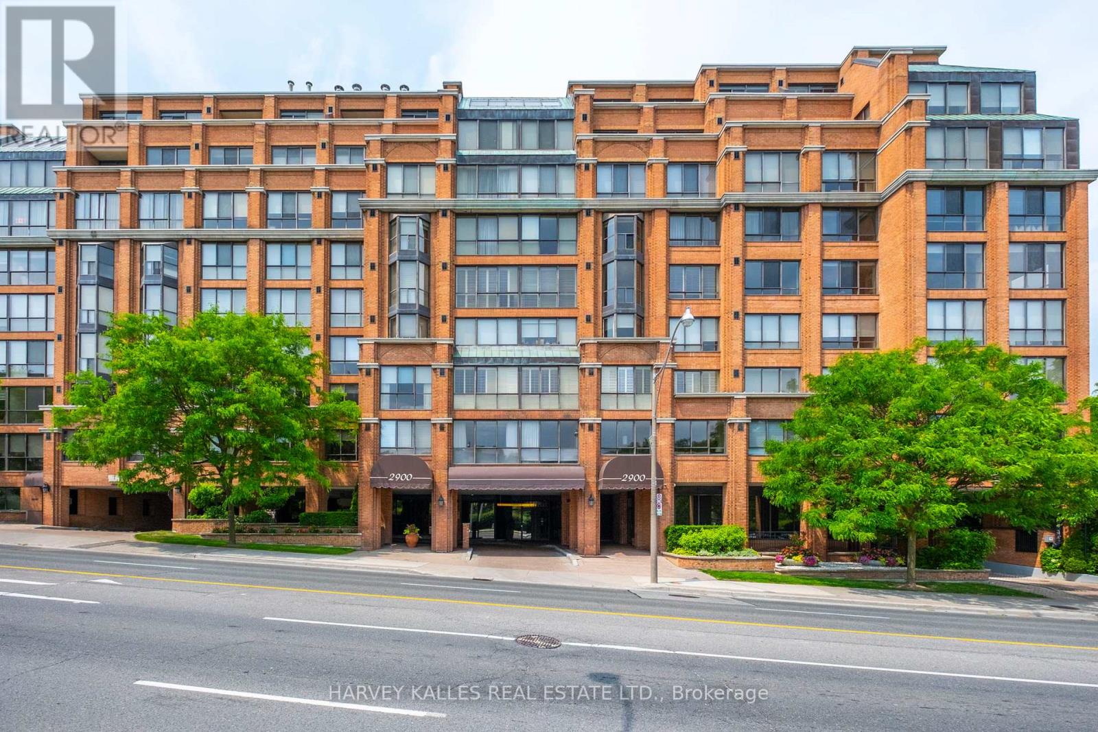 Property at 702 - 2900 YONGE STREET image 3