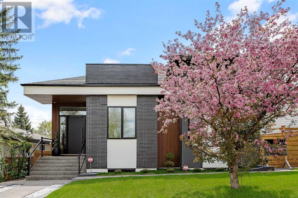 Property at 1027 39 Avenue NW image 2