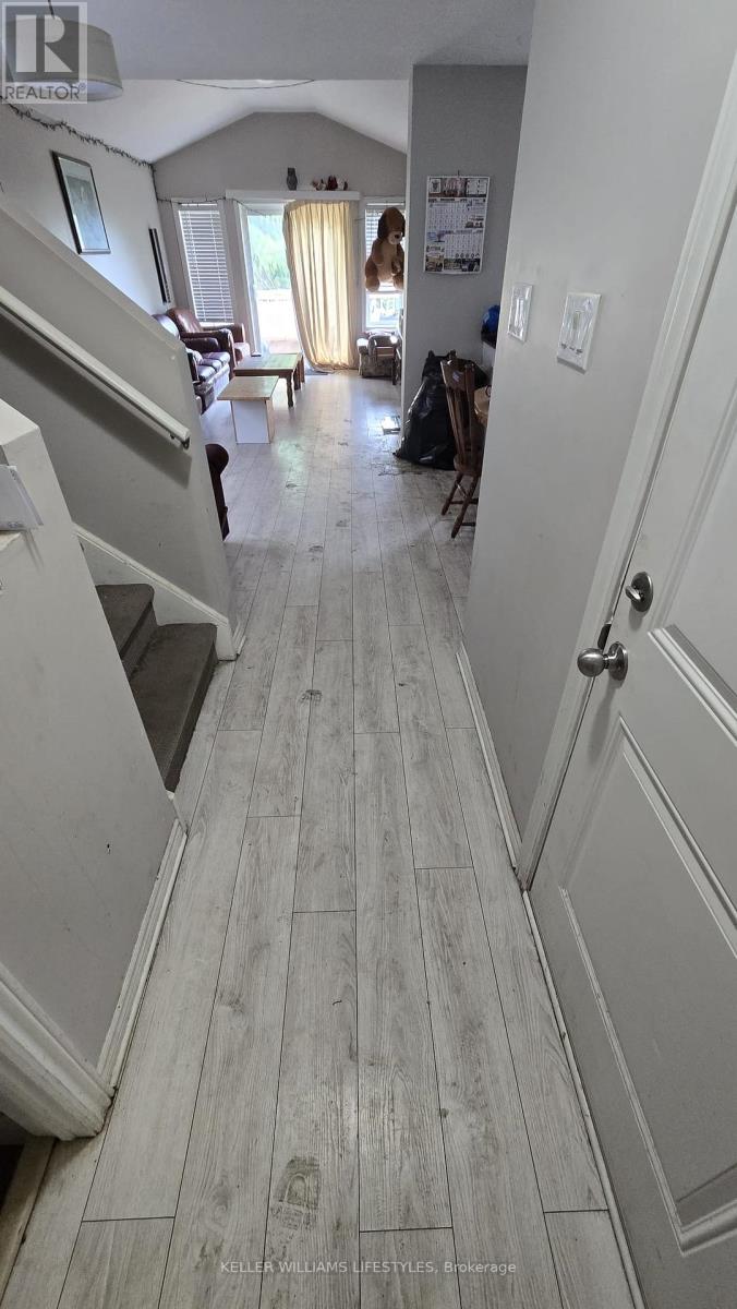1301 Michael Circle, London East, Ontario  N5V 0B8 - Photo 6 - X12316214