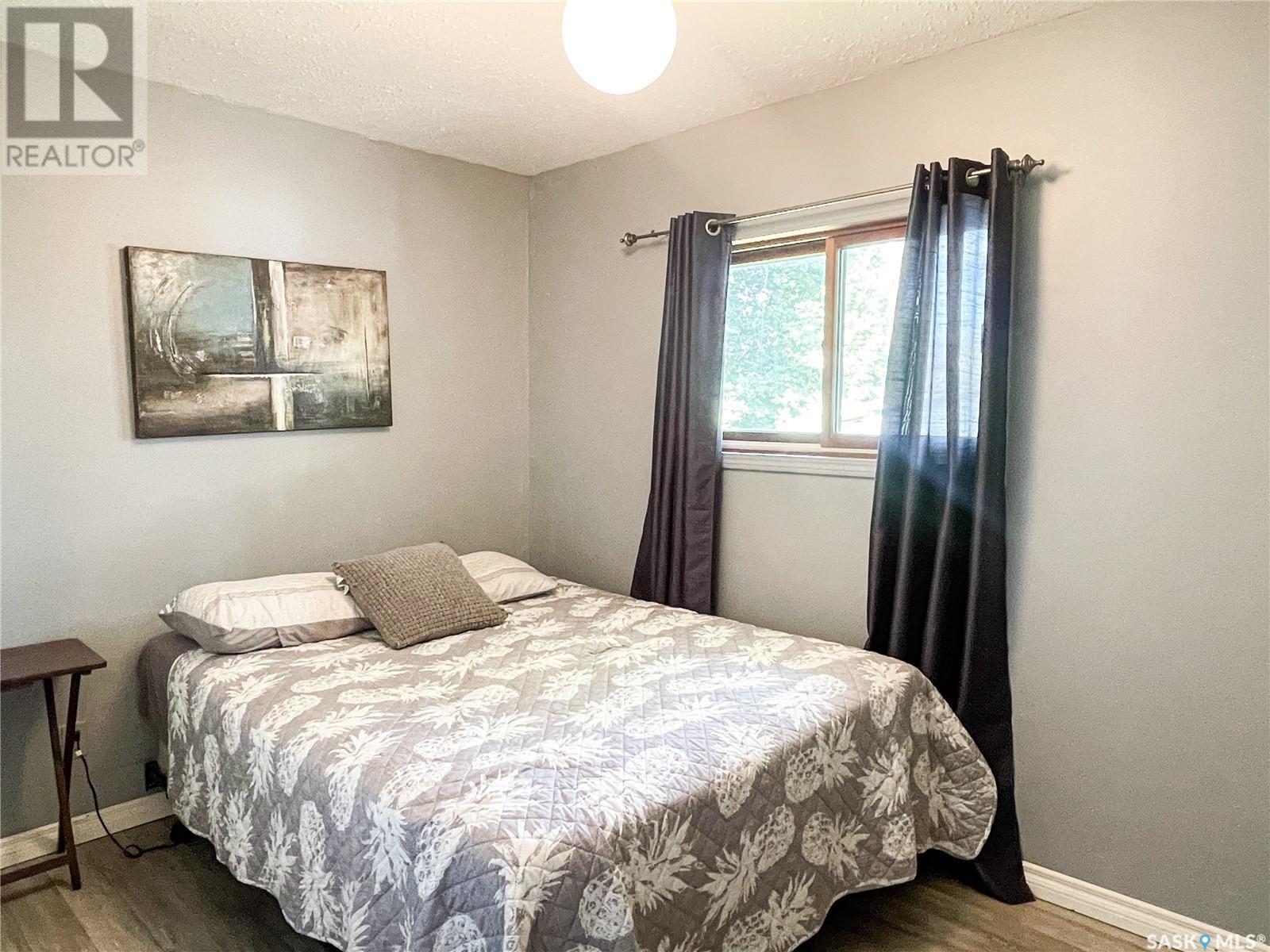 405 1st Street E, Meadow Lake, Saskatchewan  S9X 1E8 - Photo 14 - SK014002