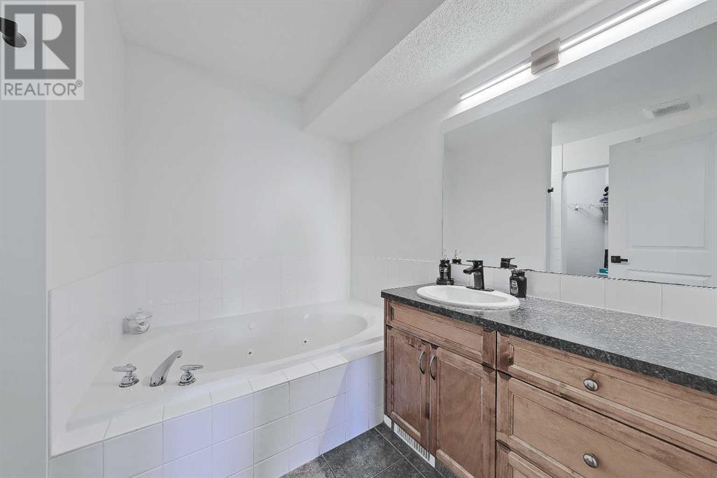921 Cranston Drive Se, Calgary, Alberta  T3M 1E3 - Photo 18 - A2232044