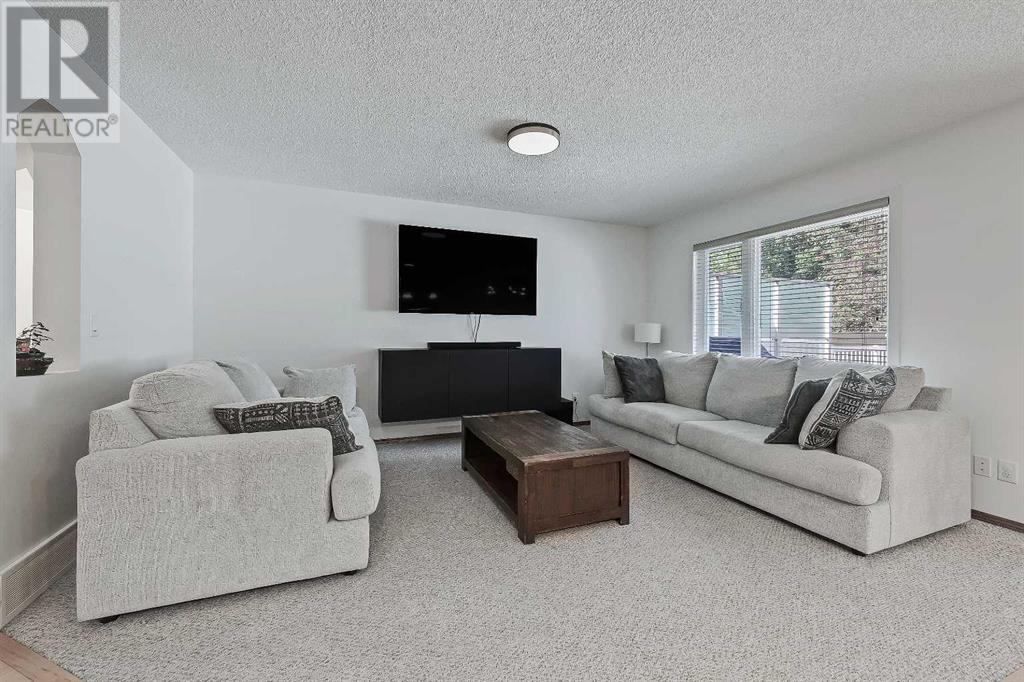 921 Cranston Drive Se, Calgary, Alberta  T3M 1E3 - Photo 10 - A2232044