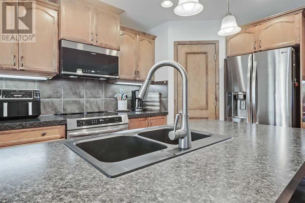 921 Cranston Drive Se, Calgary, Alberta  T3M 1E3 - Photo 8 - A2232044