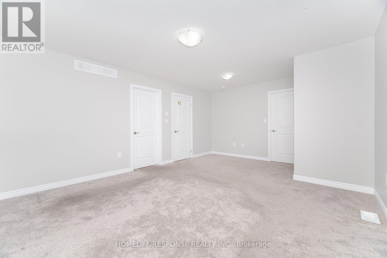 9 Bowman Crescent, Thorold, Ontario L2V 0G3 - Photo 29 - X12316167