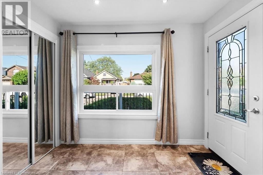 Property at 233 NORMANHURST Avenue image 4
