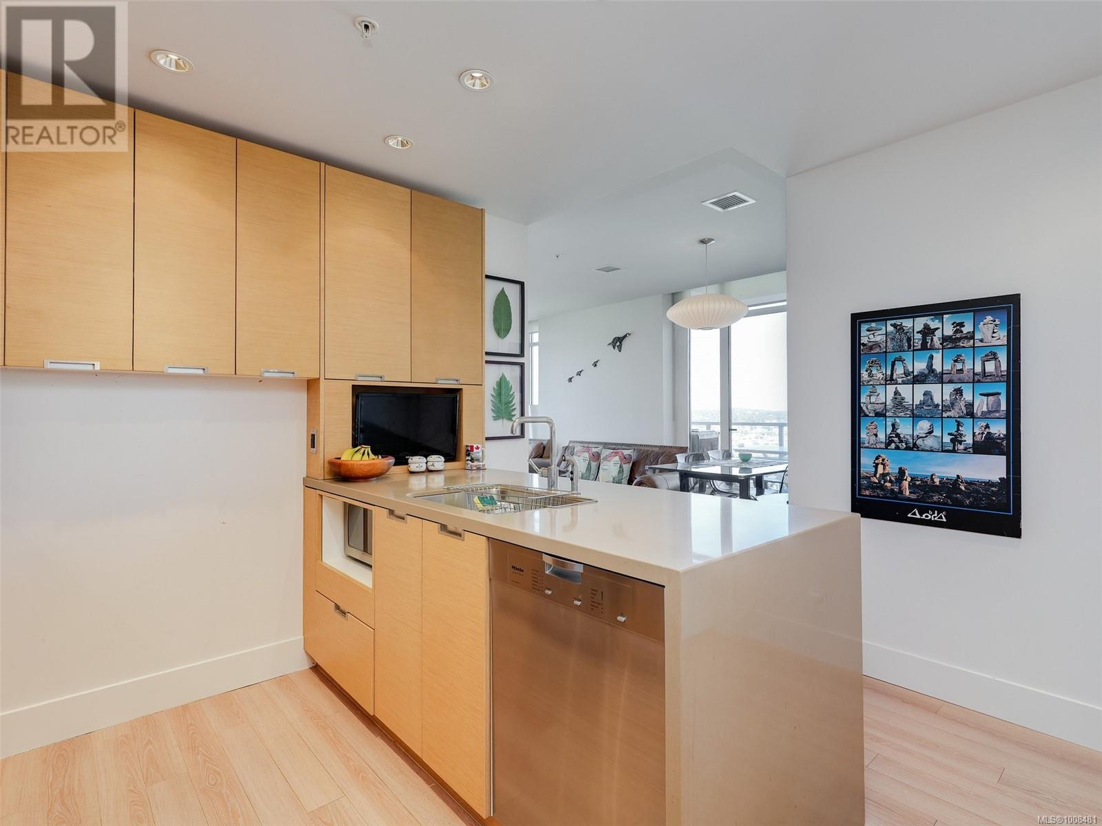 1705 83 Saghalie Rd, Victoria, British Columbia  V9A 0E7 - Photo 11 - 1008481