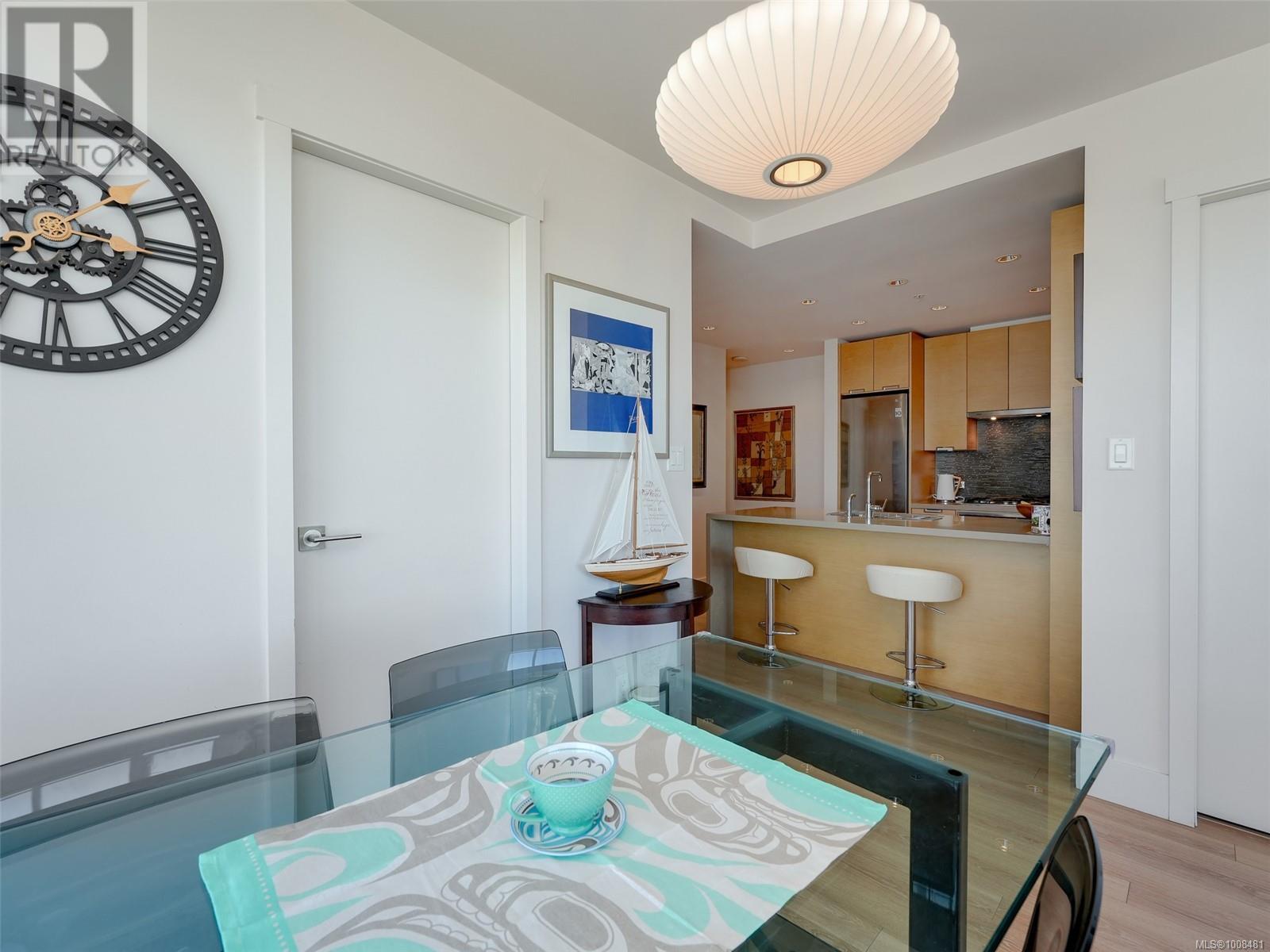 1705 83 Saghalie Rd, Victoria, British Columbia  V9A 0E7 - Photo 8 - 1008481