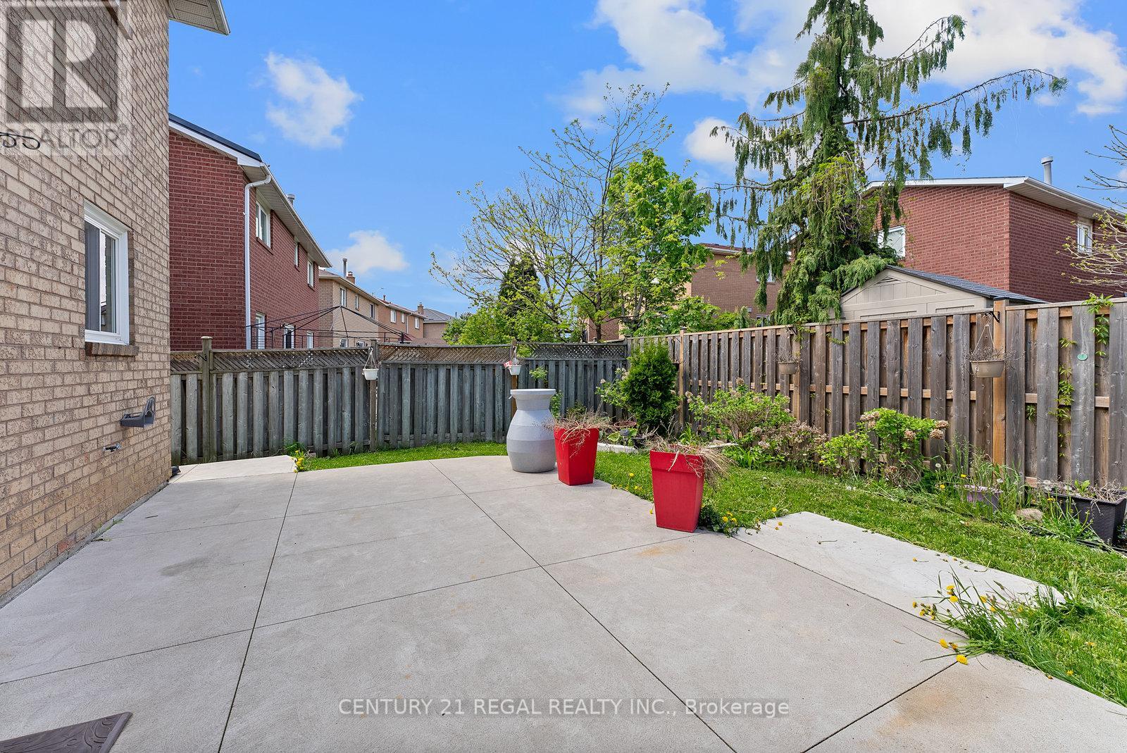 97 Hinchley Wood Grove, Brampton, Ontario  L6V 4J1 - Photo 46 - W12292933