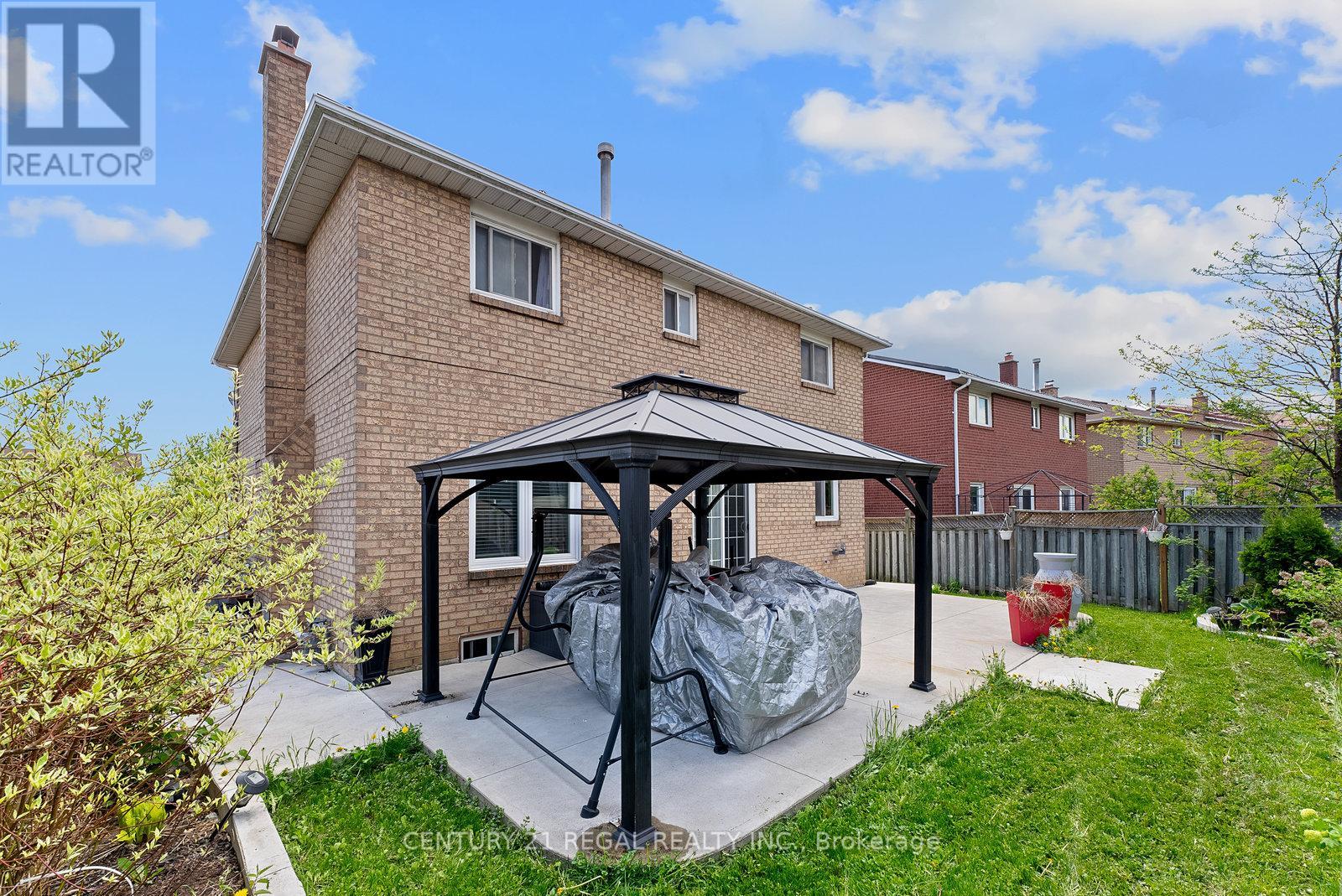 97 Hinchley Wood Grove, Brampton, Ontario  L6V 4J1 - Photo 47 - W12292933
