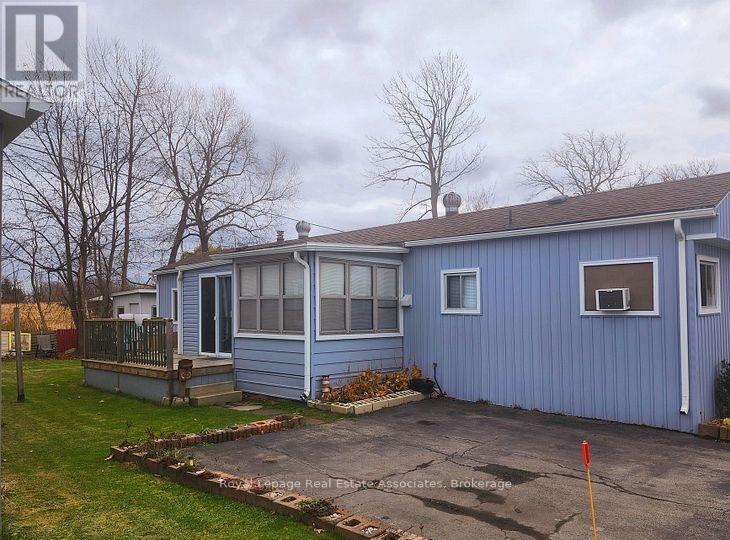 4407 Timothy Lane, Lincoln (Beamsville), Ontario  L0R 1B1 - Photo 3 - X12283519