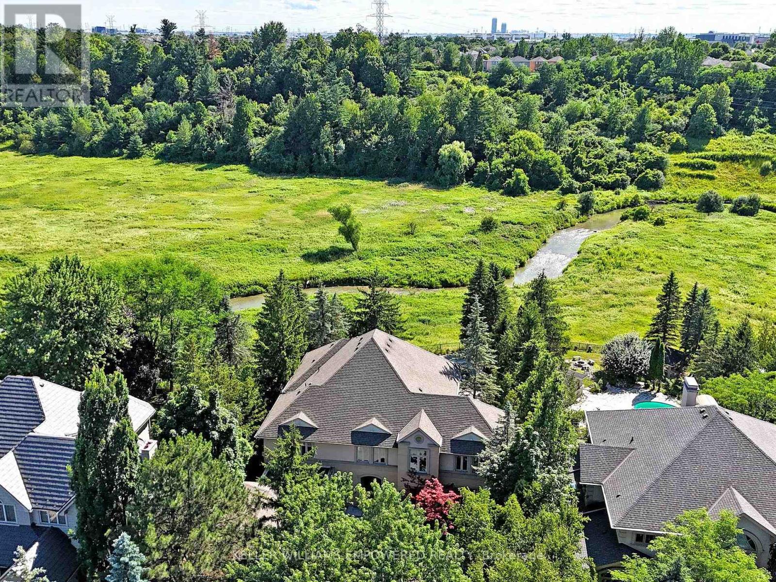 90 Humberview Drive, Vaughan (Islington Woods), Ontario  L4H 1B5 - Photo 2 - N12316191