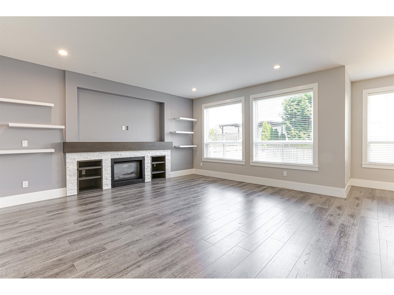 6038 145 Street, Surrey, British Columbia  V3S 4R4 - Photo 3 - R3032325