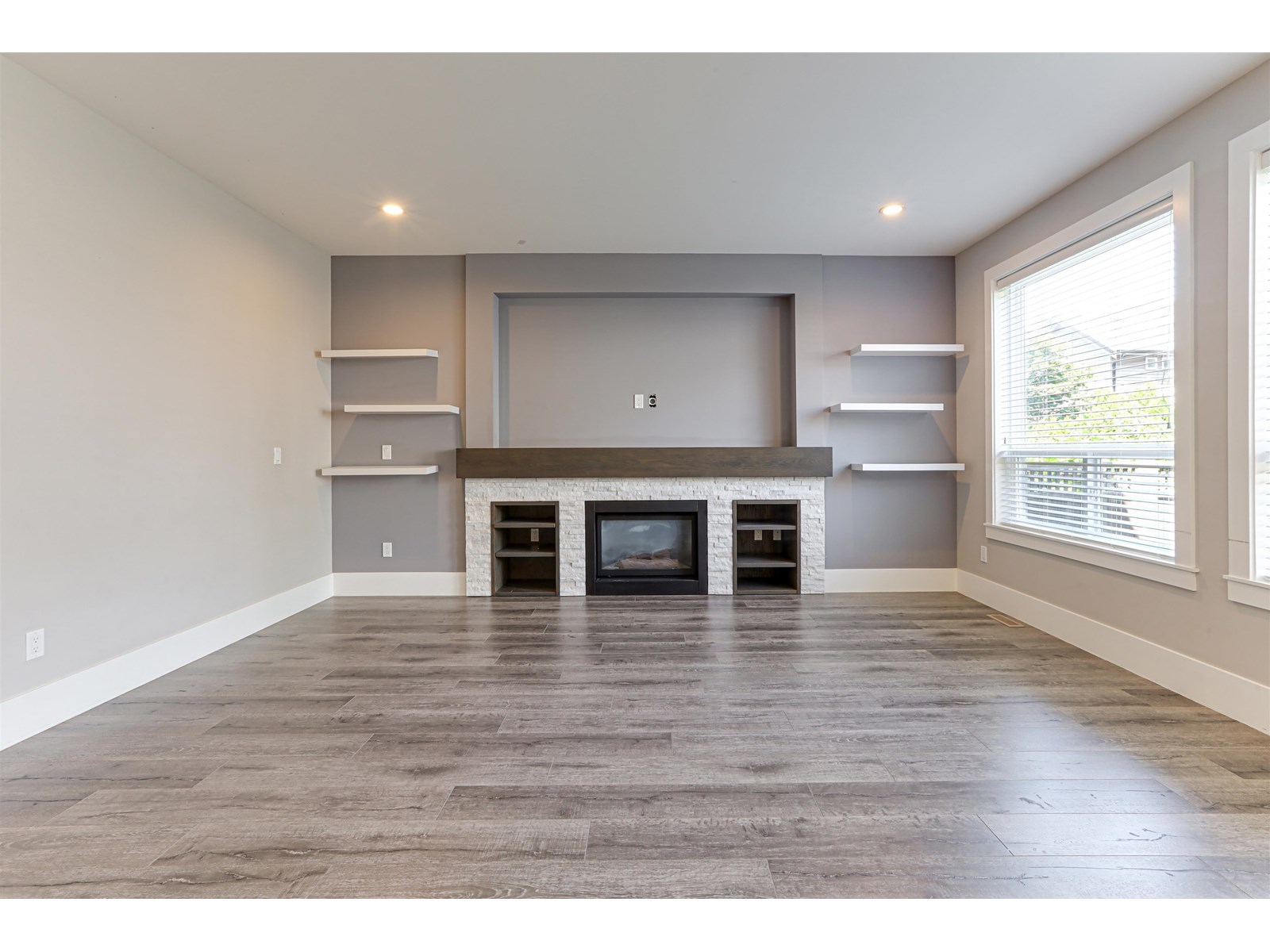 6038 145 Street, Surrey, British Columbia  V3S 4R4 - Photo 4 - R3032325