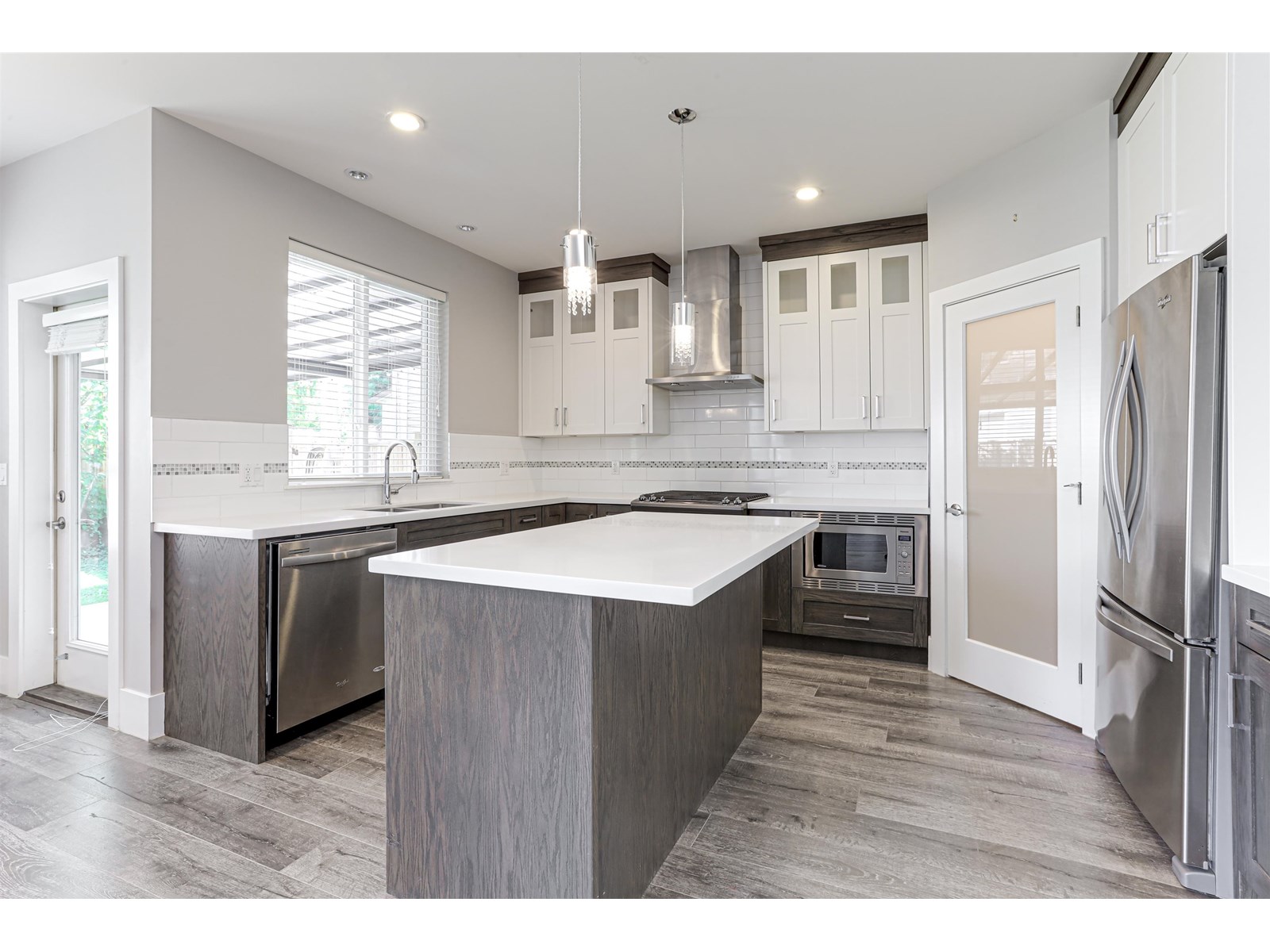 6038 145 Street, Surrey, British Columbia  V3S 4R4 - Photo 8 - R3032325