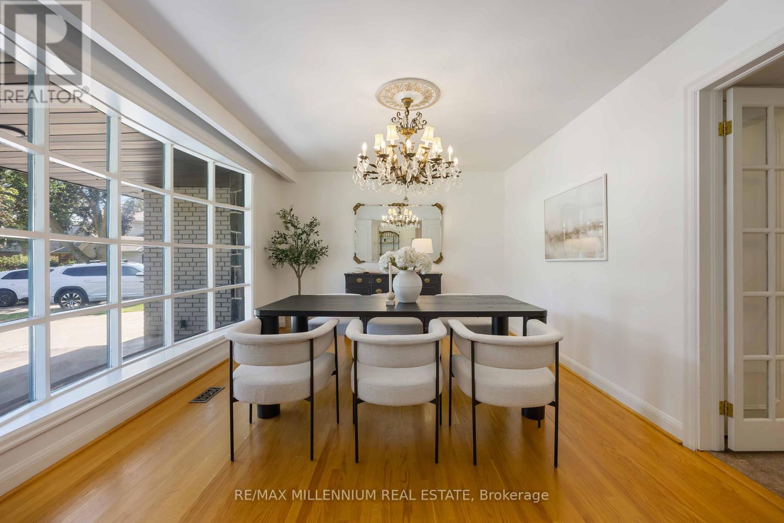 22 Richdale Court, Toronto, Ontario  M9B 5Y9 - Photo 16 - W12316224