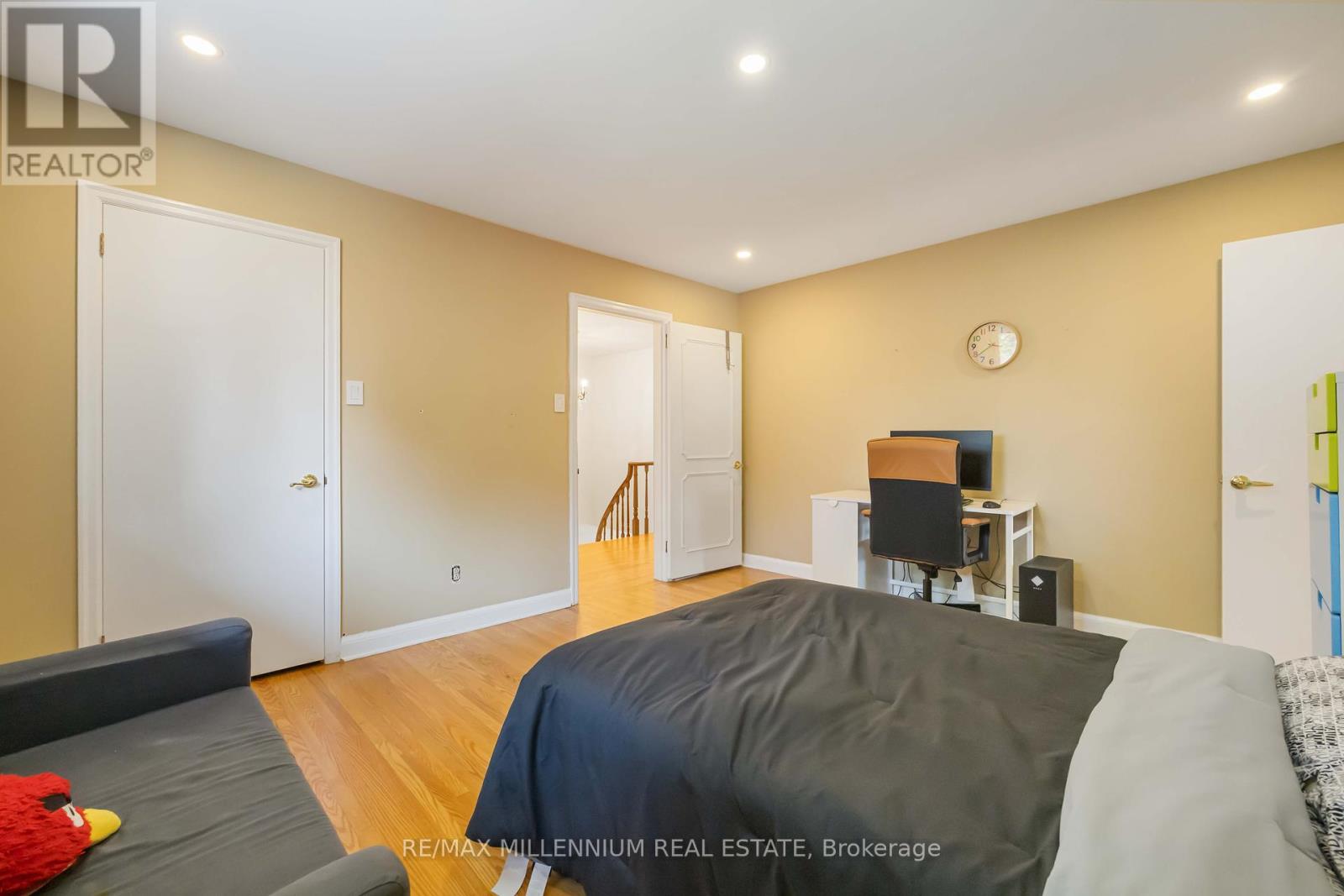 22 Richdale Court, Toronto, Ontario  M9B 5Y9 - Photo 22 - W12316224