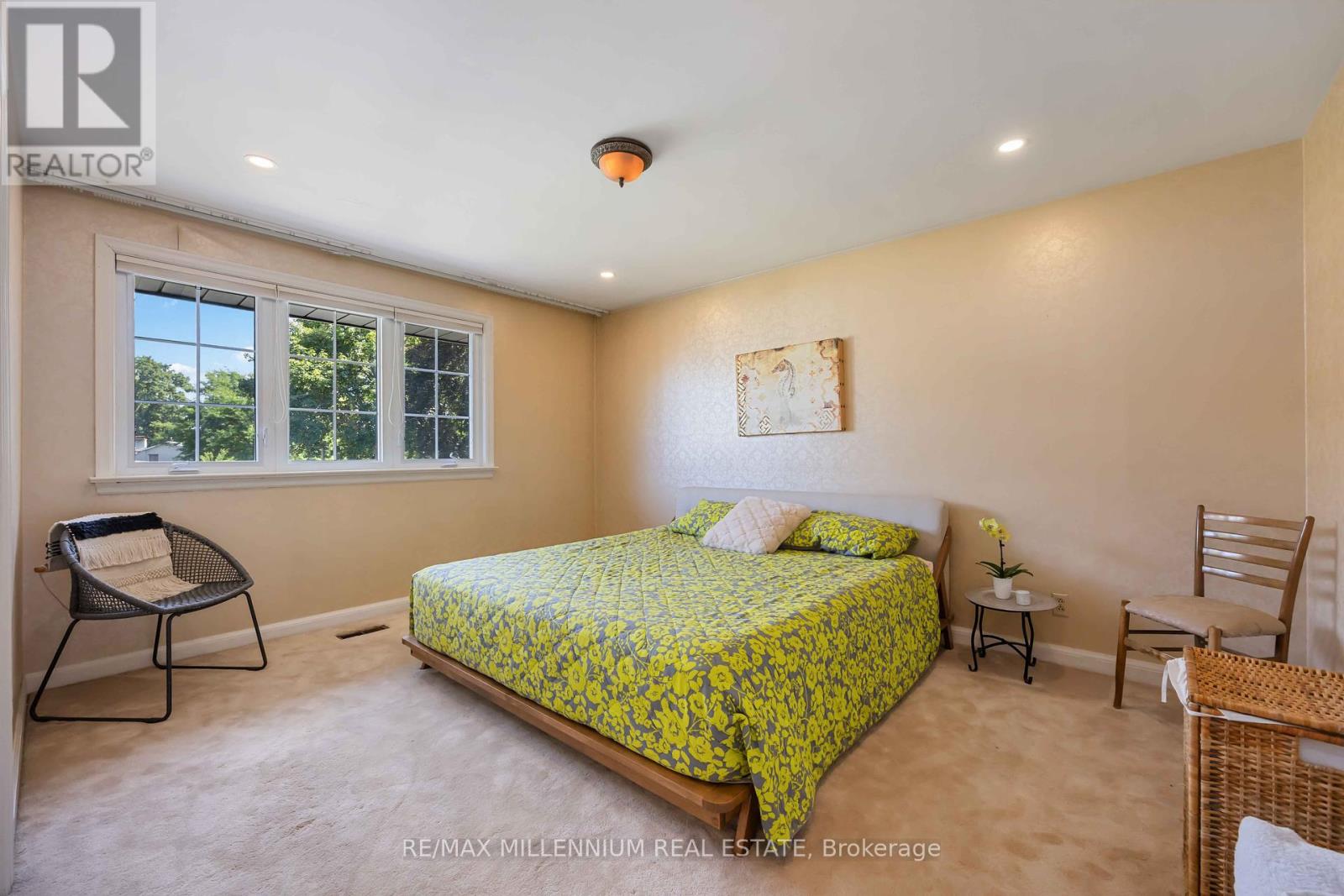 22 Richdale Court, Toronto, Ontario  M9B 5Y9 - Photo 24 - W12316224