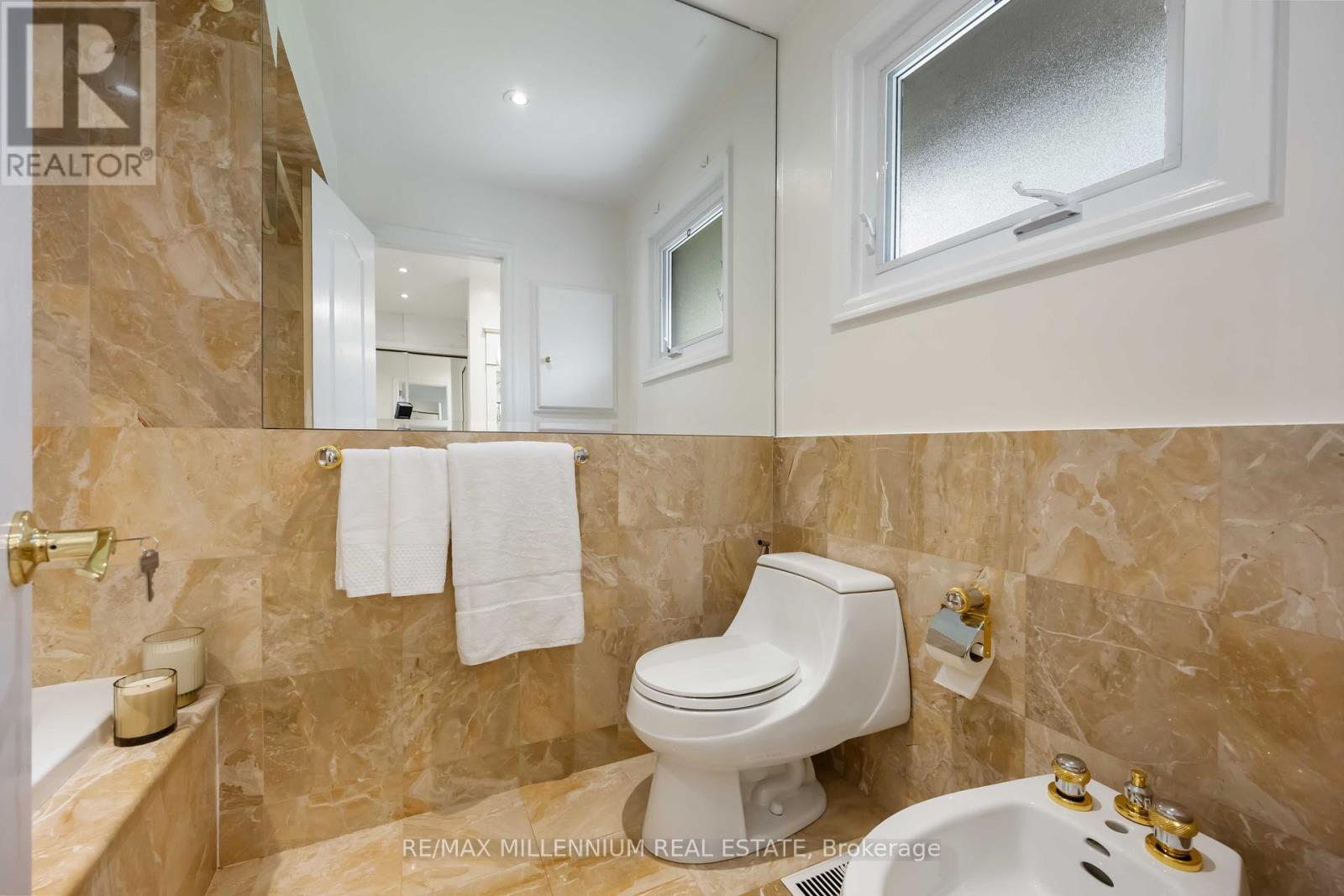 22 Richdale Court, Toronto, Ontario  M9B 5Y9 - Photo 33 - W12316224