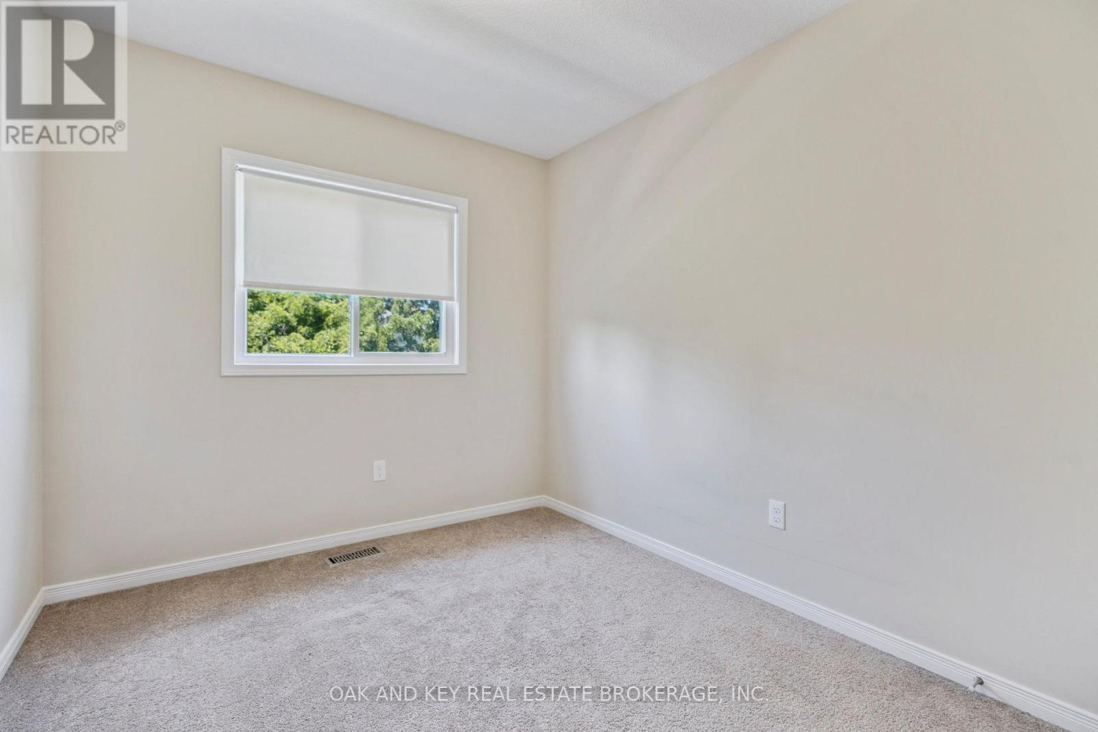 11 - 750 Lawrence Street, Cambridge, Ontario  N3H 0A9 - Photo 21 - X12316235