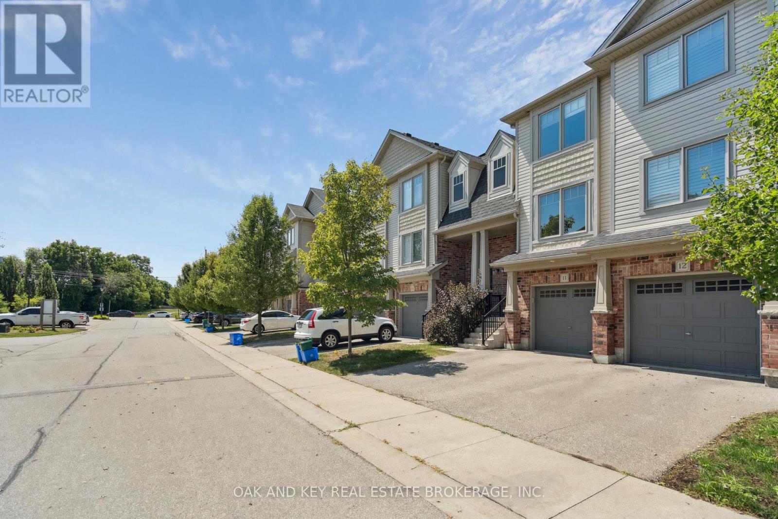 Property at 11 - 750 LAWRENCE STREET image 3
