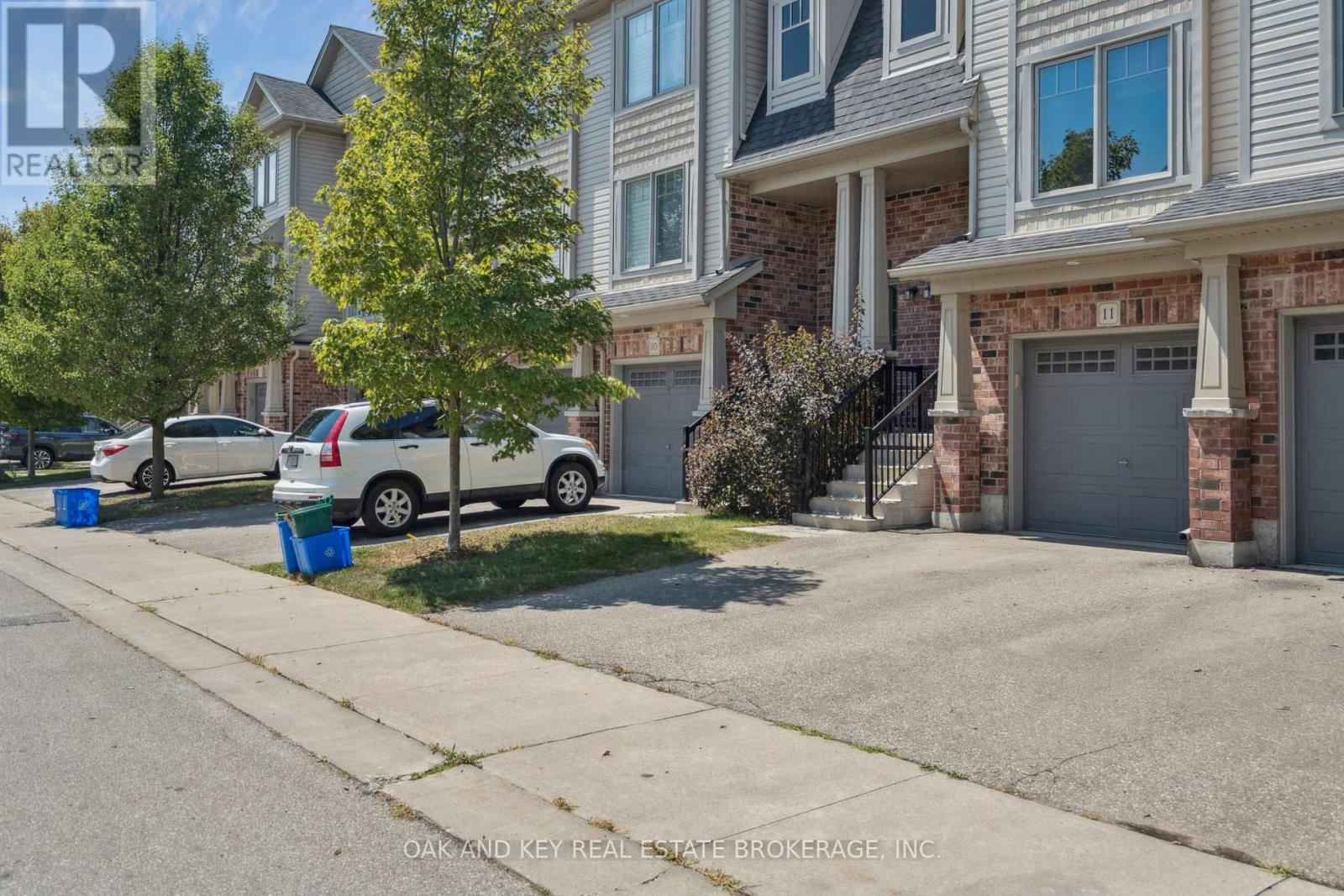Property at 11 - 750 LAWRENCE STREET image 4