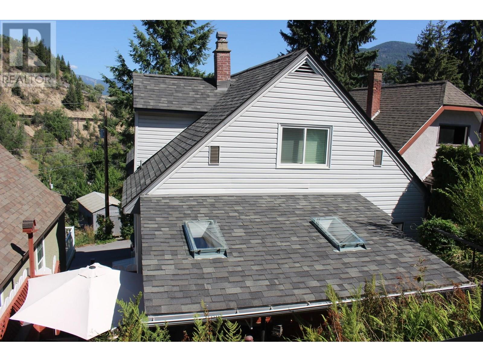 Property at 154 Kitchener Street image 5