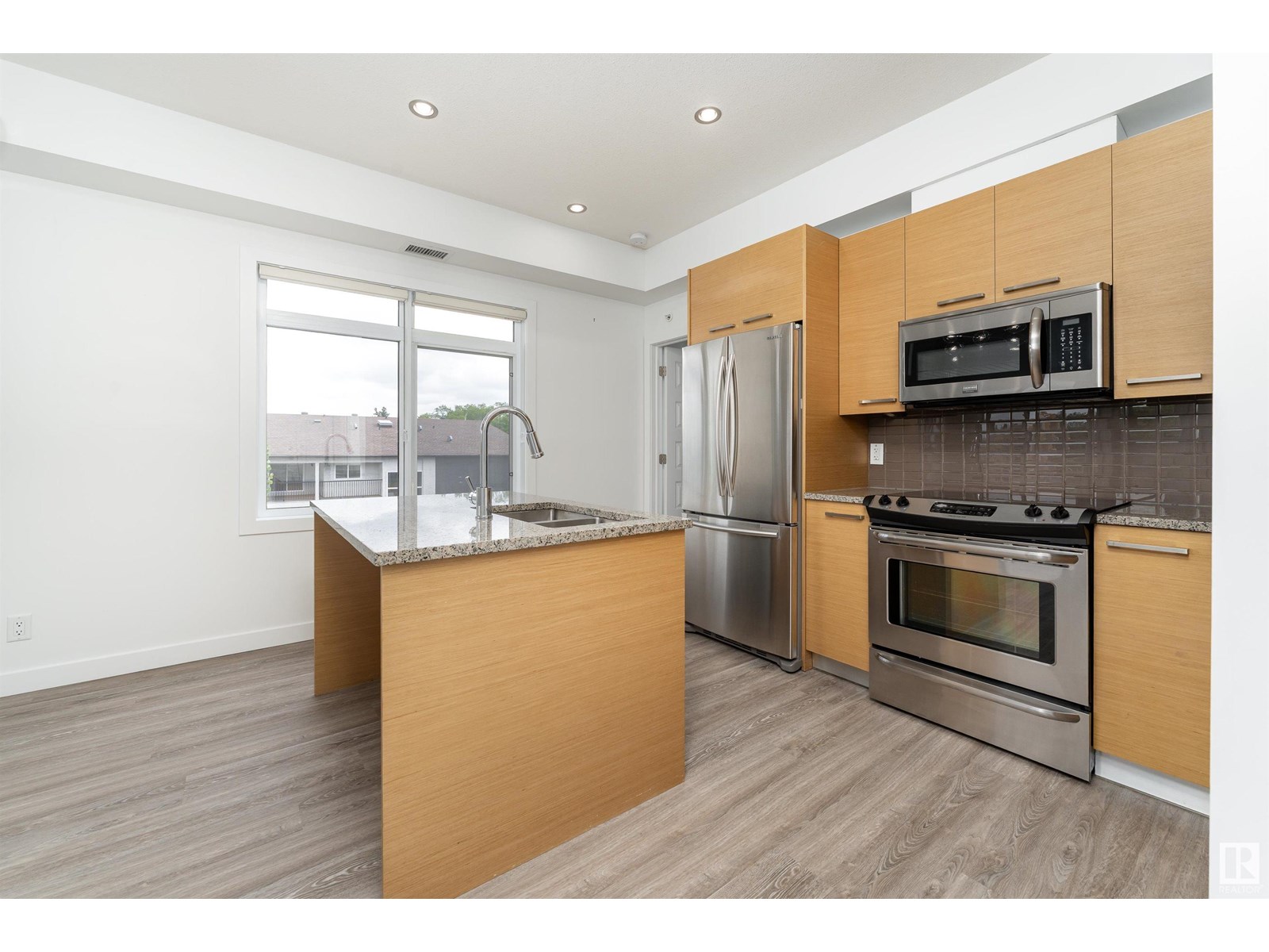 #403 9908 84 Av Nw, Edmonton, Alberta  T6E 2G3 - Photo 6 - E4450393