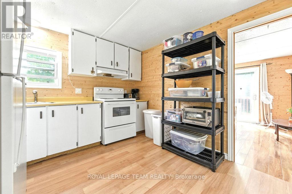 7300 Highway #127 Highway, South Algonquin, Ontario  K0J 2M0 - Photo 12 - X12316252