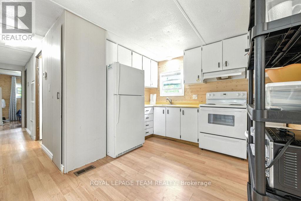 7300 Highway #127 Highway, South Algonquin, Ontario  K0J 2M0 - Photo 13 - X12316252