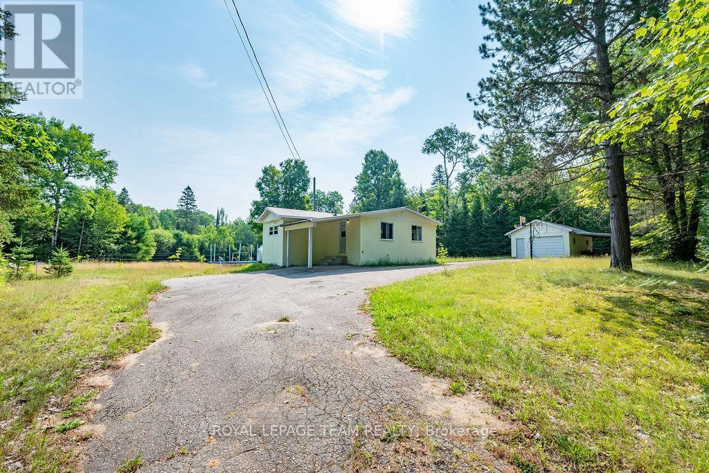 7300 Highway #127 Highway, South Algonquin, Ontario  K0J 2M0 - Photo 2 - X12316252