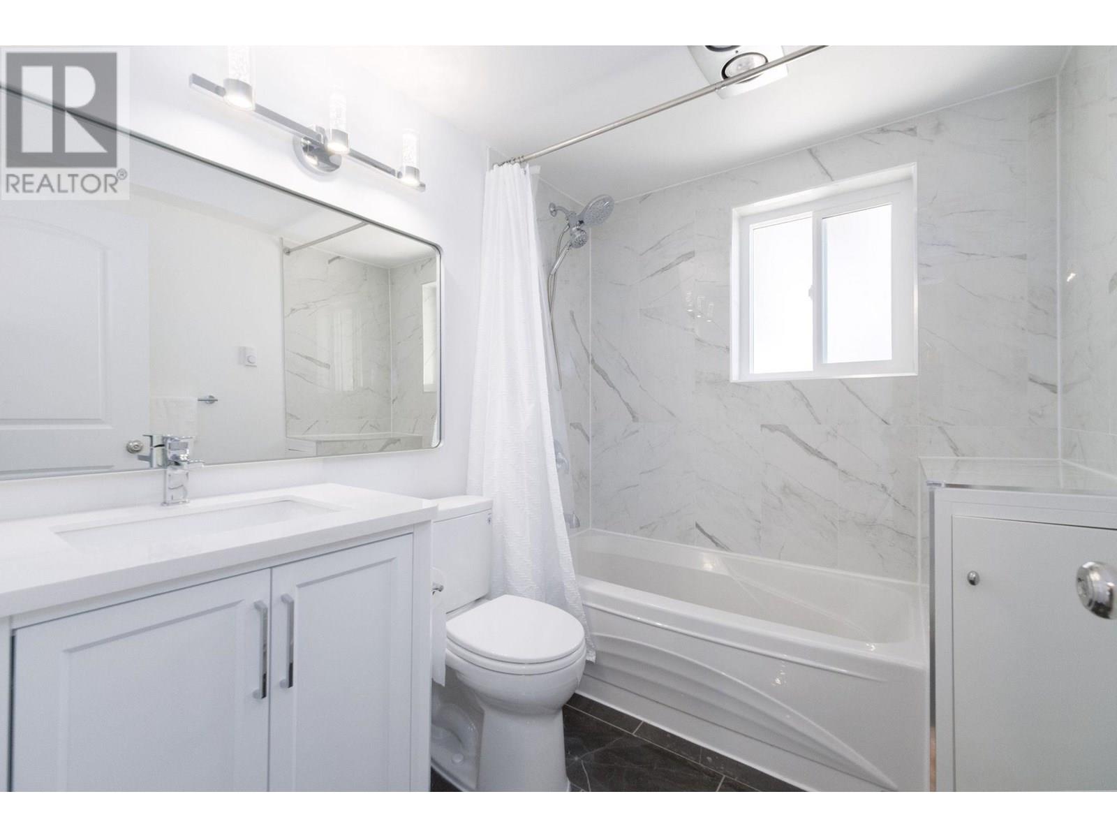 7696 Davies Street, Burnaby, British Columbia  V3N 3H4 - Photo 12 - R3032311