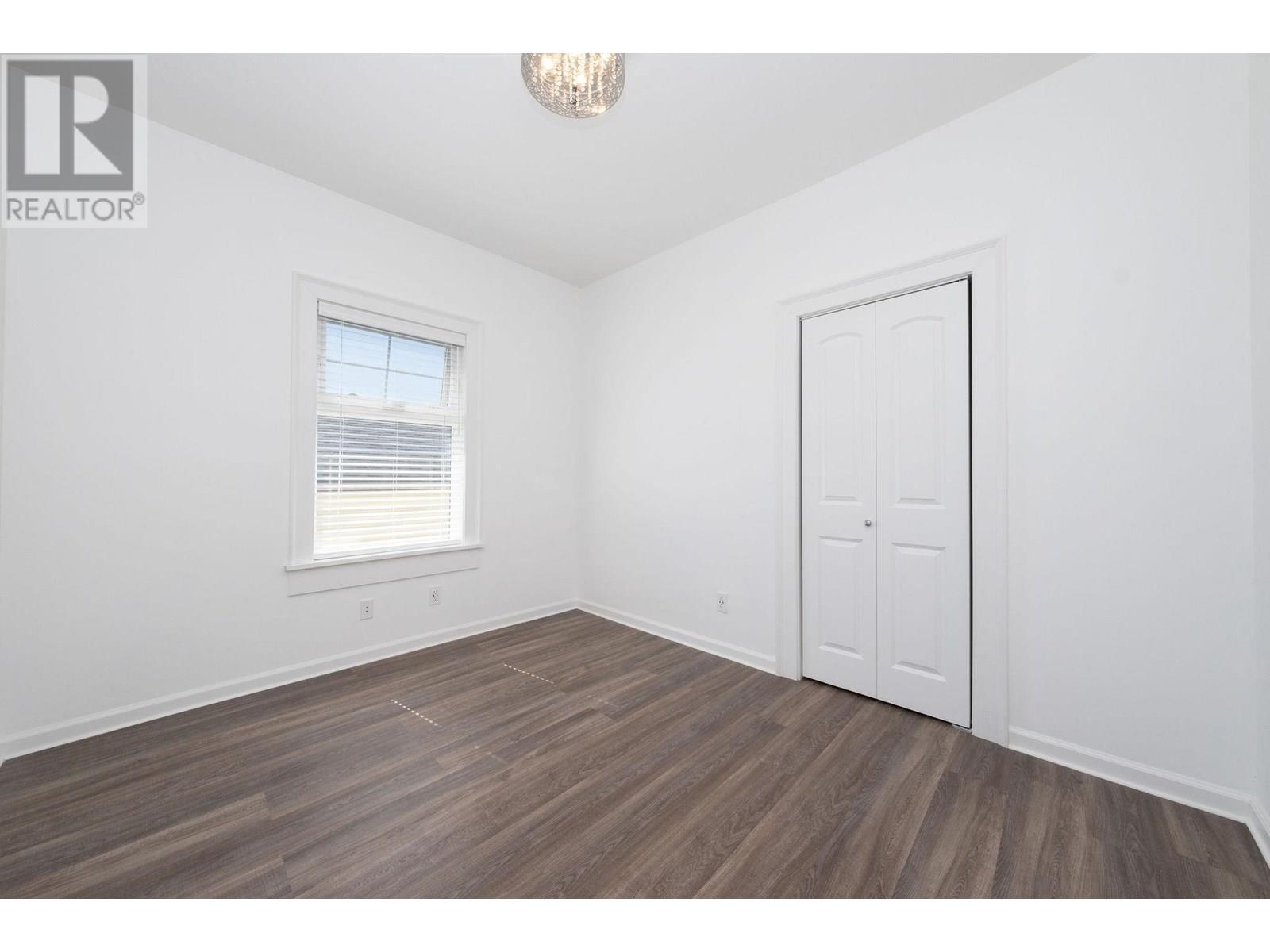 7696 Davies Street, Burnaby, British Columbia  V3N 3H4 - Photo 14 - R3032311