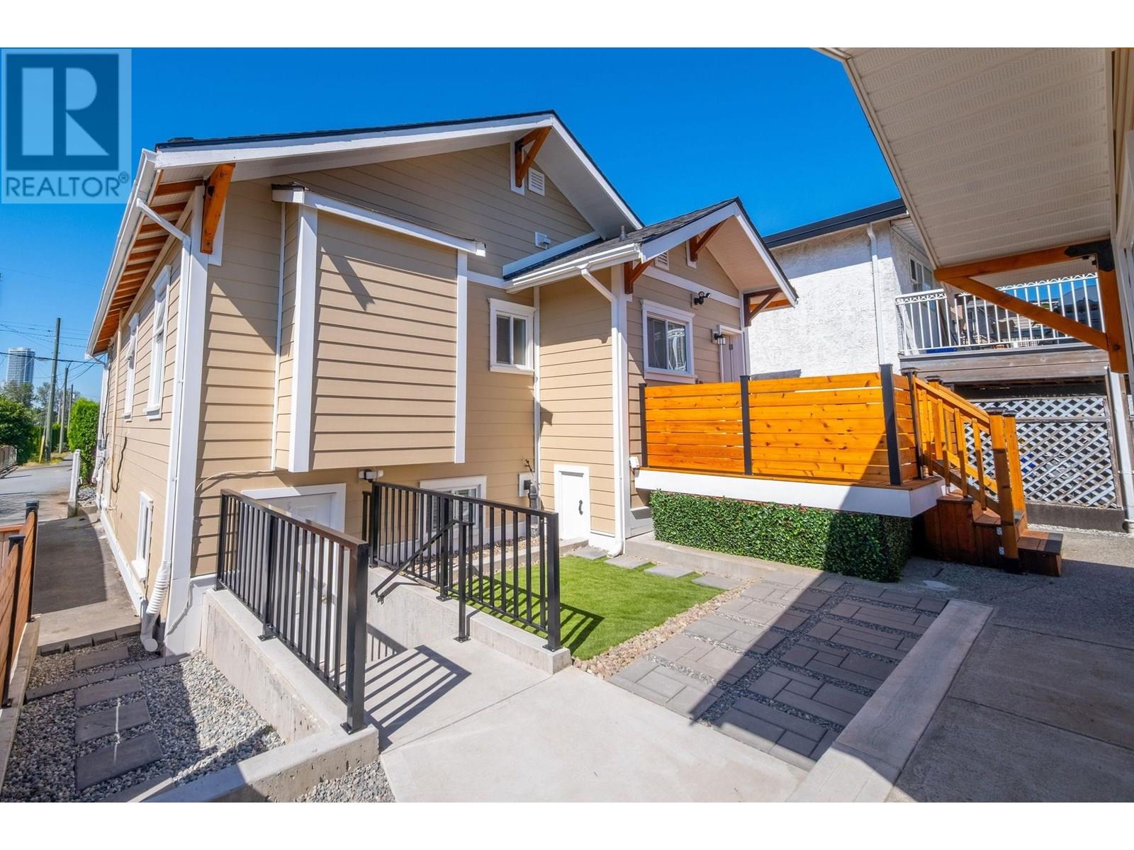 7696 Davies Street, Burnaby, British Columbia  V3N 3H4 - Photo 22 - R3032311