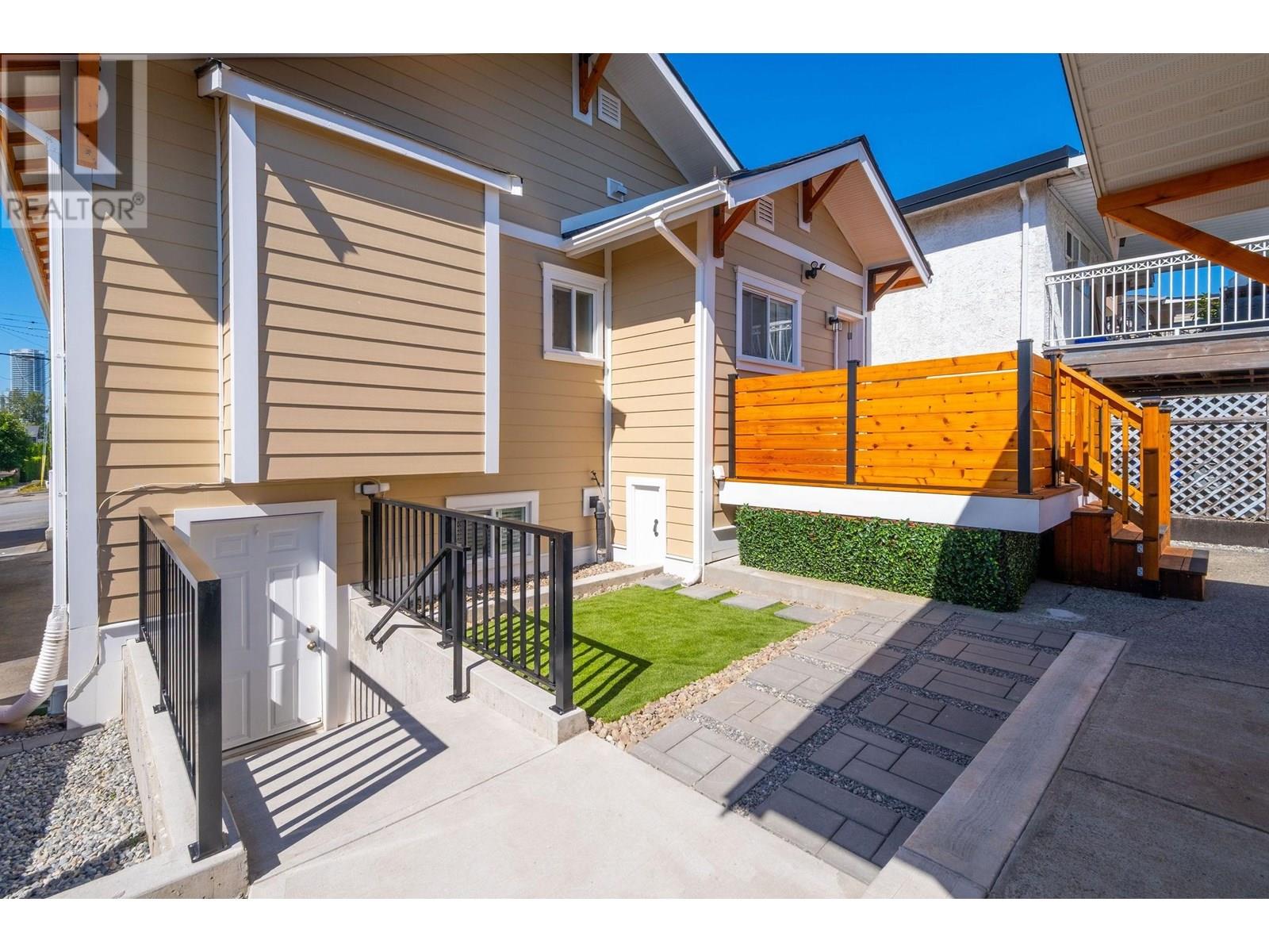 7696 Davies Street, Burnaby, British Columbia  V3N 3H4 - Photo 23 - R3032311