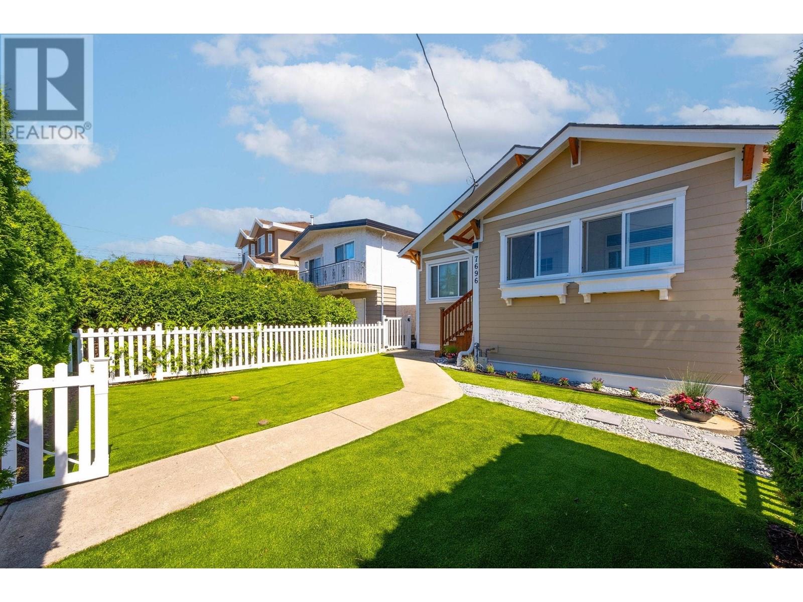 7696 Davies Street, Burnaby, British Columbia  V3N 3H4 - Photo 37 - R3032311