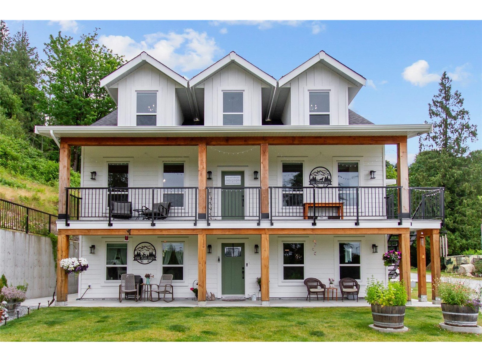 34821 Ferndale Avenue, Mission, British Columbia  V2V 7C8 - Photo 1 - R3032289