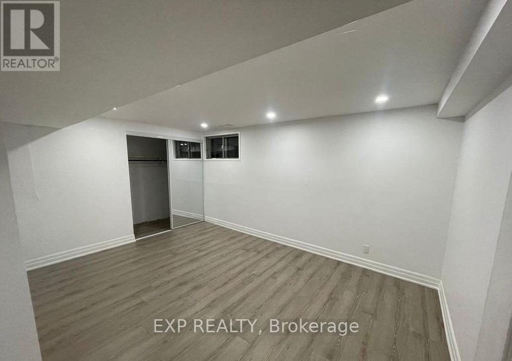 Lower - 208 Willowbrook Road, Markham, Ontario  L3T 5L6 - Photo 8 - N12302756