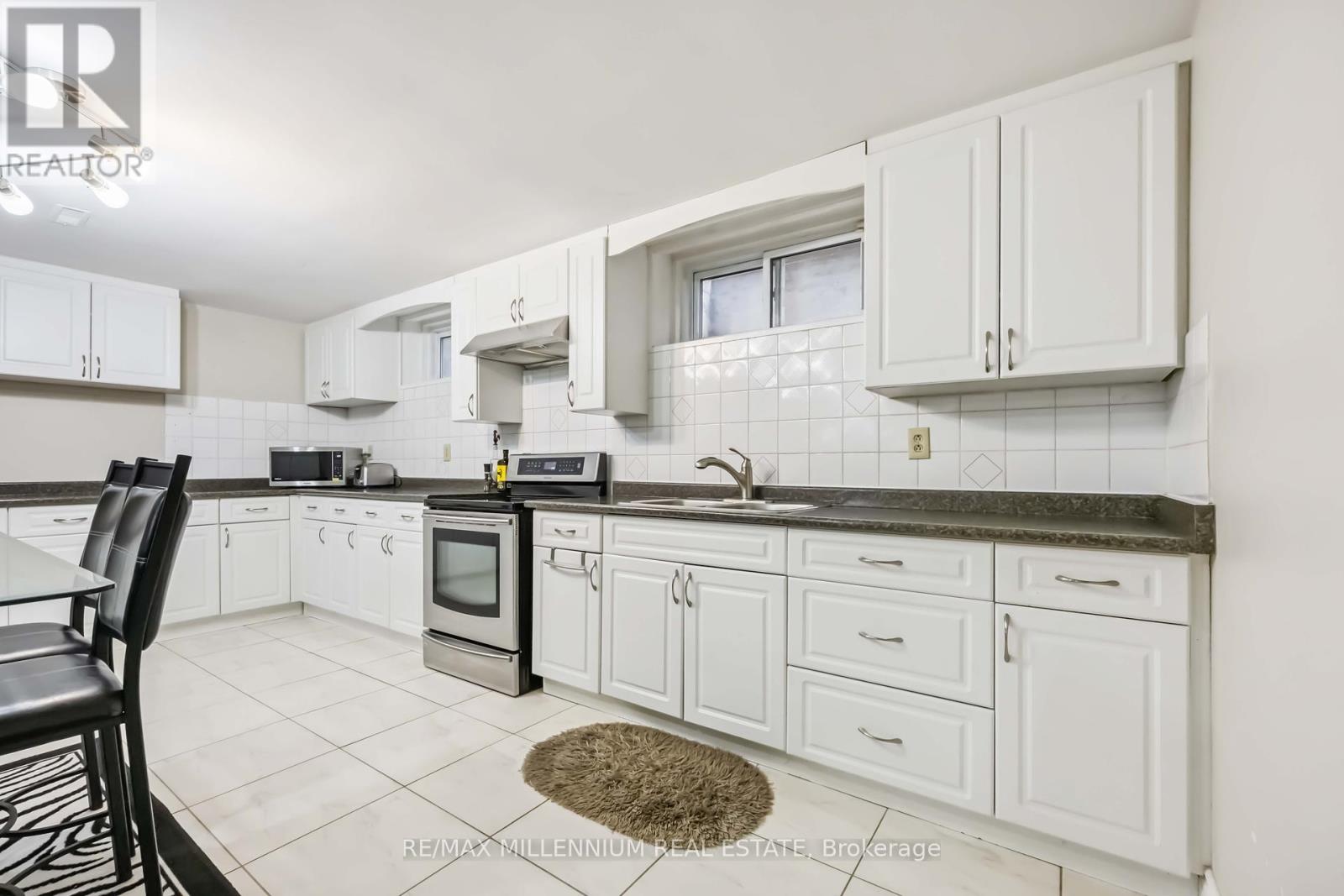 22 Richdale Court, Toronto, Ontario  M9B 5Y9 - Photo 39 - W12316224