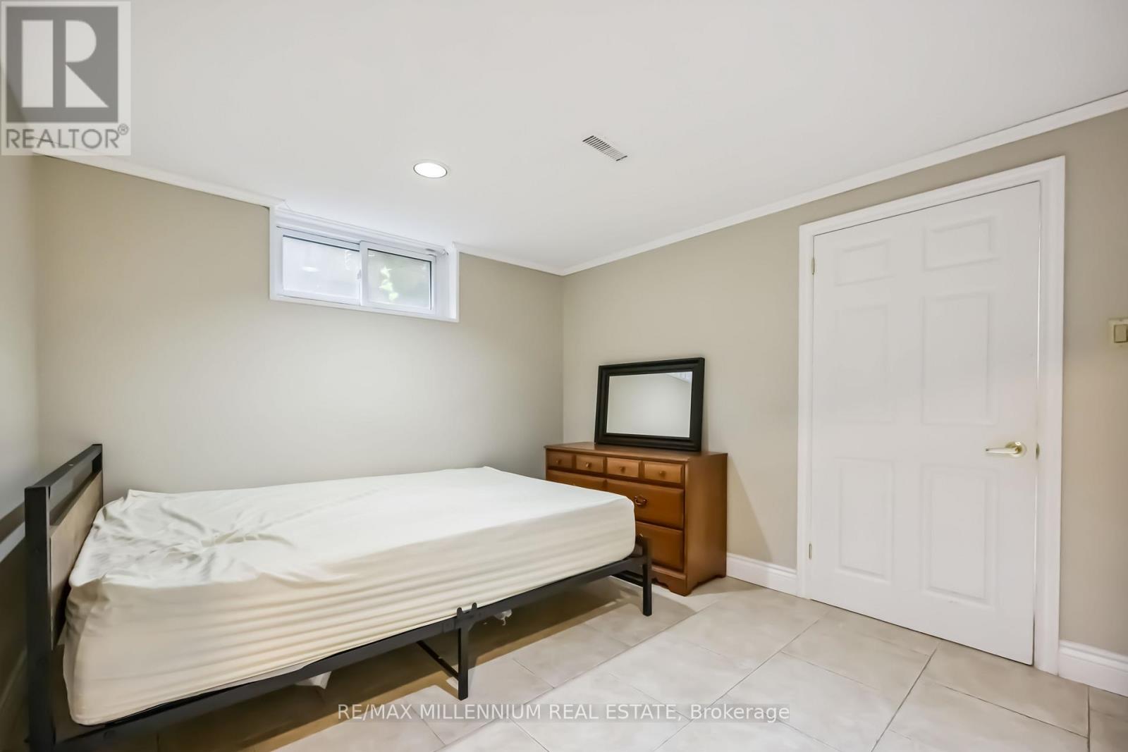 22 Richdale Court, Toronto, Ontario  M9B 5Y9 - Photo 43 - W12316224