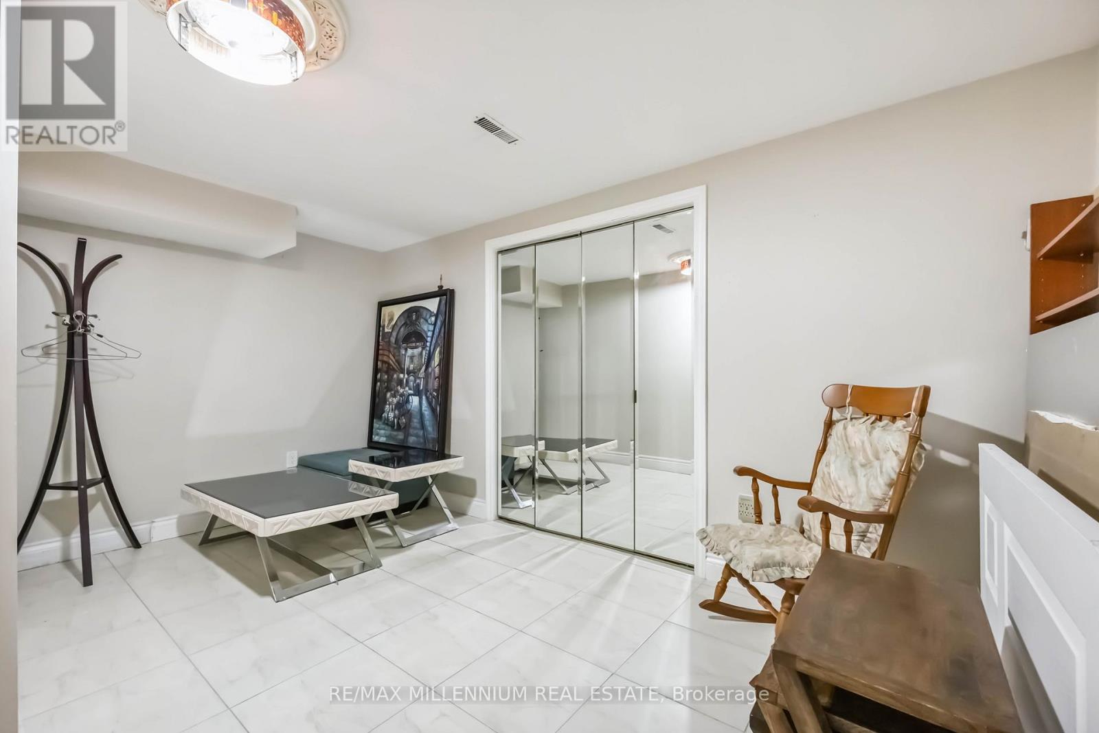 22 Richdale Court, Toronto, Ontario  M9B 5Y9 - Photo 40 - W12316224