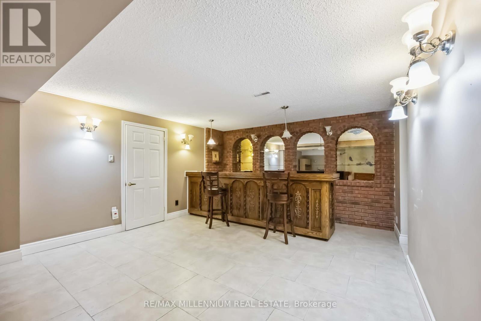 22 Richdale Court, Toronto, Ontario  M9B 5Y9 - Photo 36 - W12316224