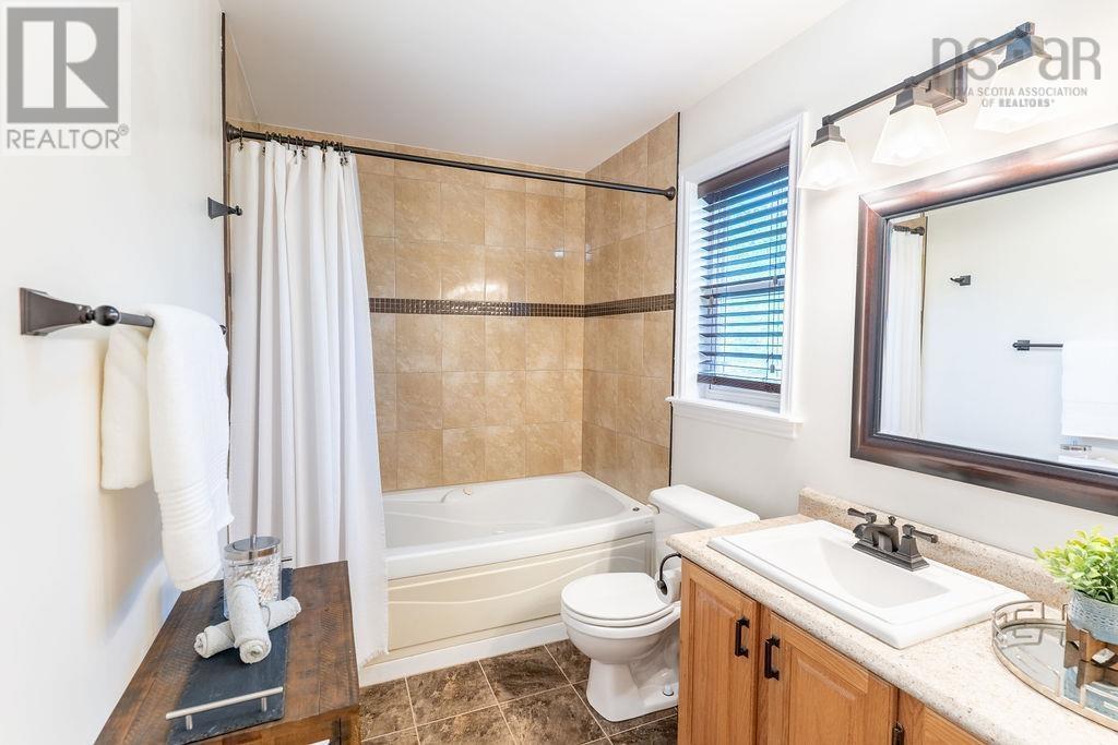 5 Sandy Point Road, Porters Lake, Nova Scotia  B3E 1M9 - Photo 33 - 202518405